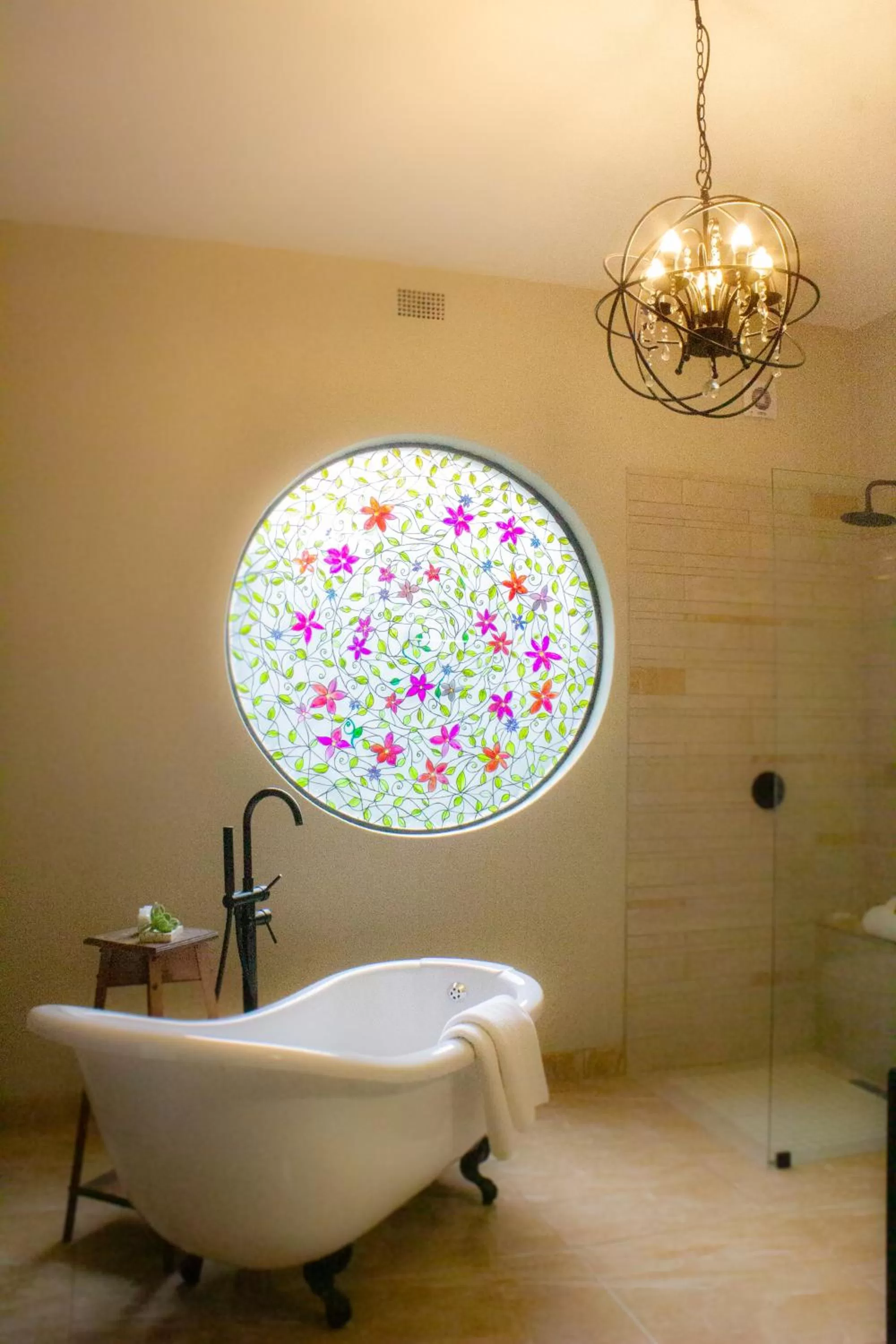 Bathroom in Ben's Bed and Breakfast