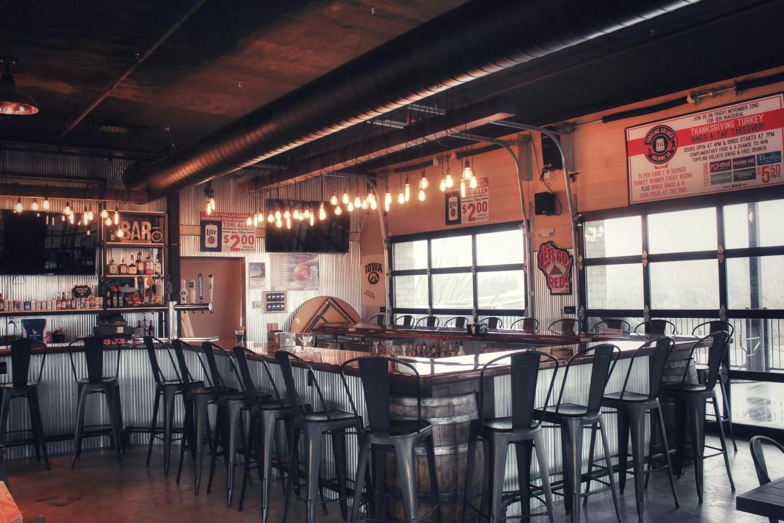 Lounge or bar in Waterfront Hotel