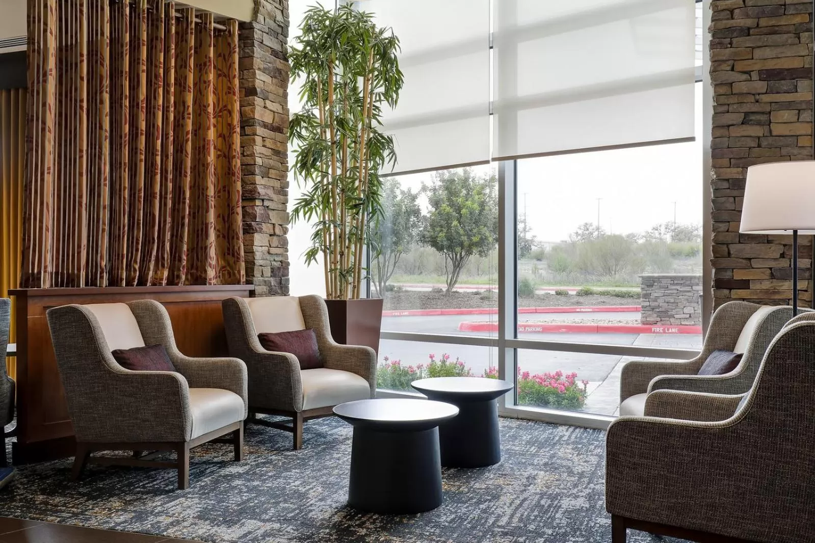 Seating area in Hyatt Place San Antonio North Stone Oak