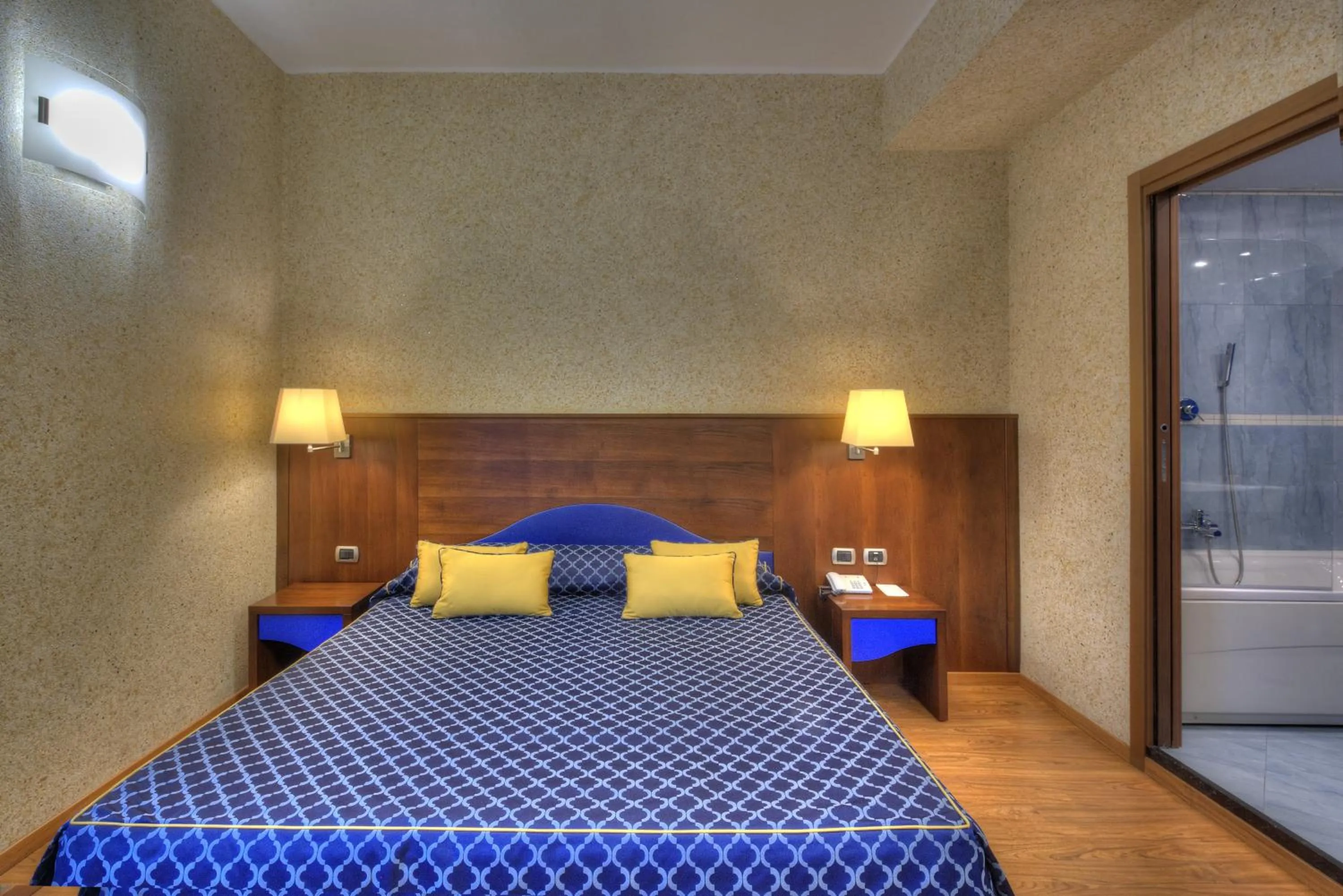 Bed in Central Park Hotel Modena