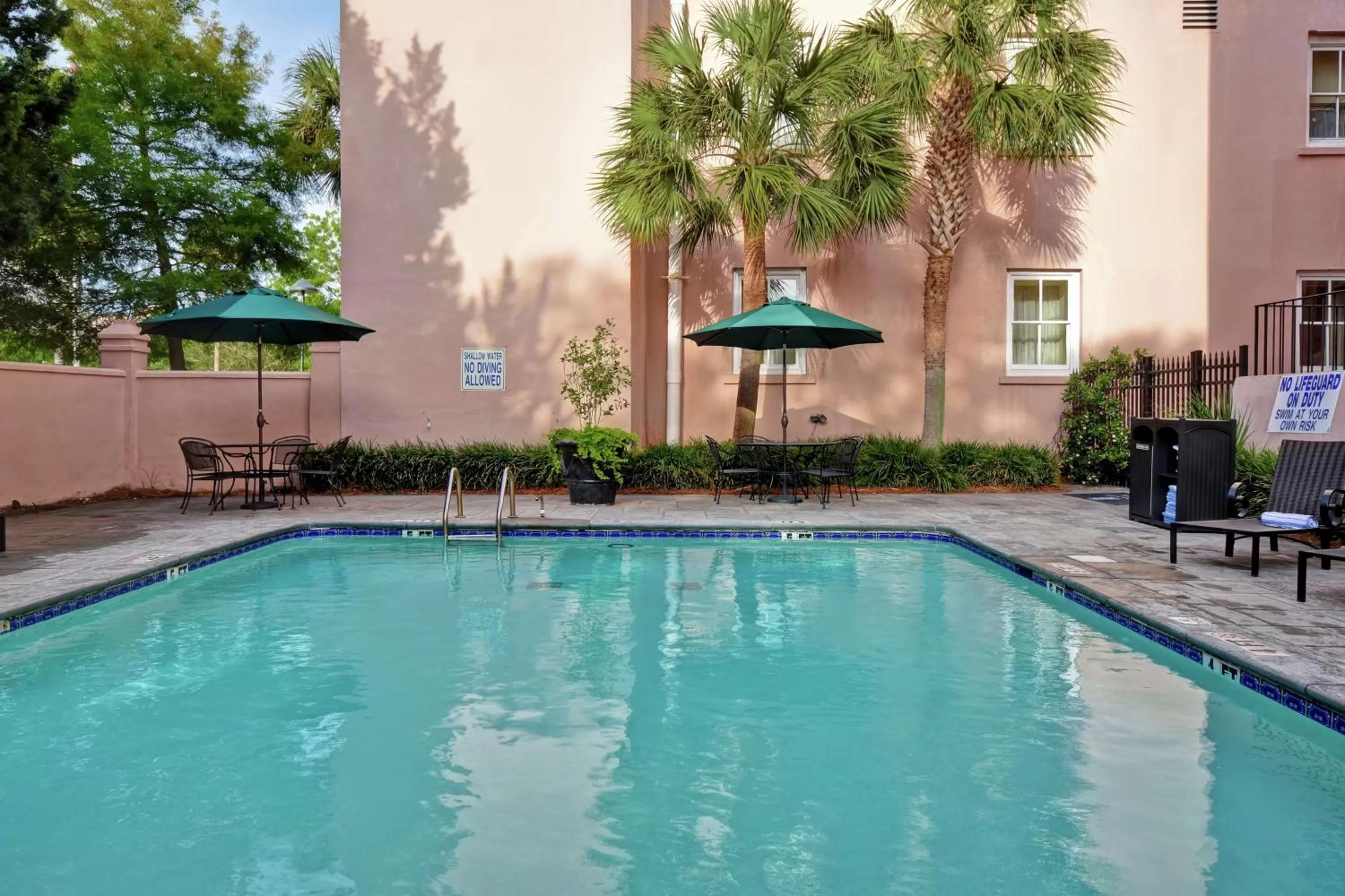 Pool view in Embassy Suites Charleston - Historic District