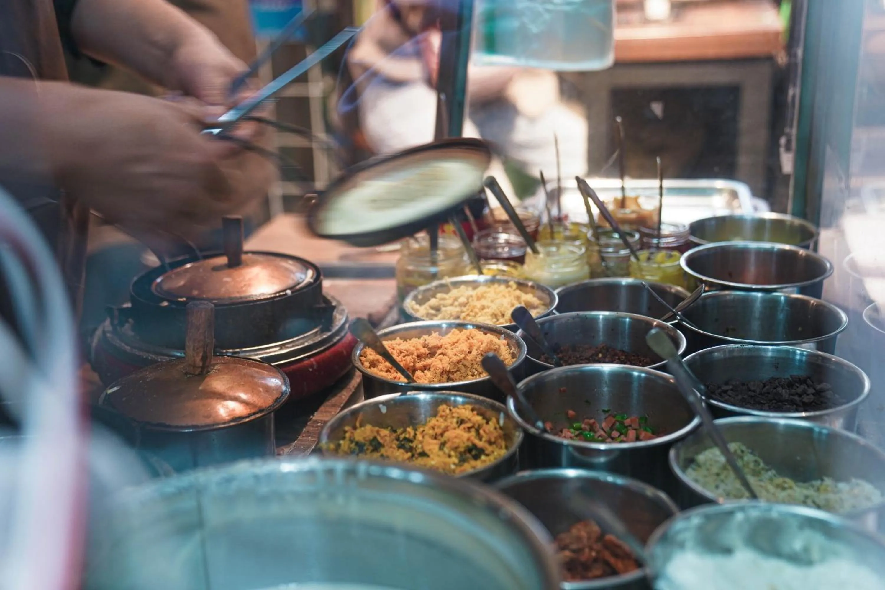 Hiking in Chengdu Mix Hostel Backpackers