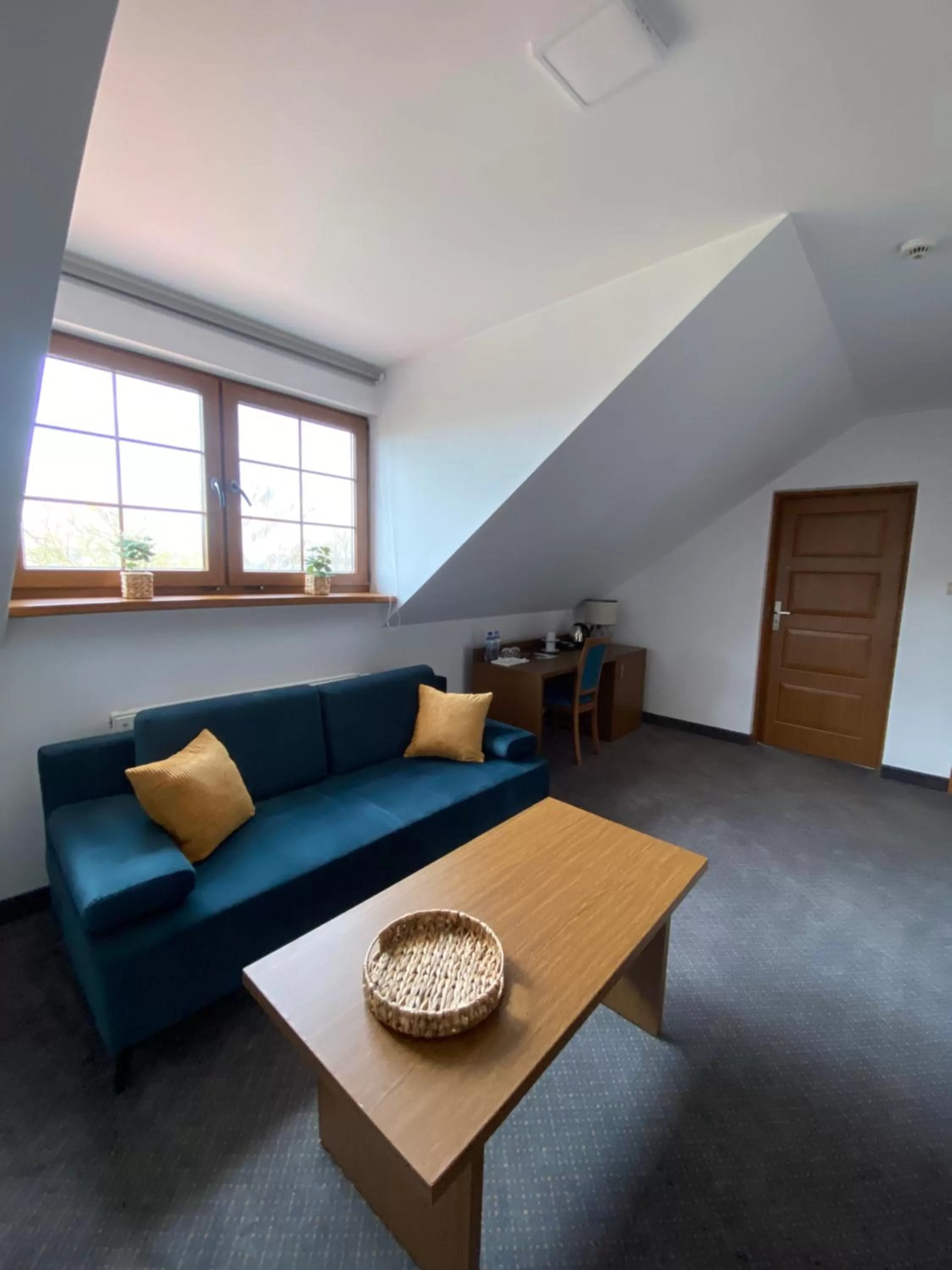 HOTEL CICHA WODA NIEPORĘT