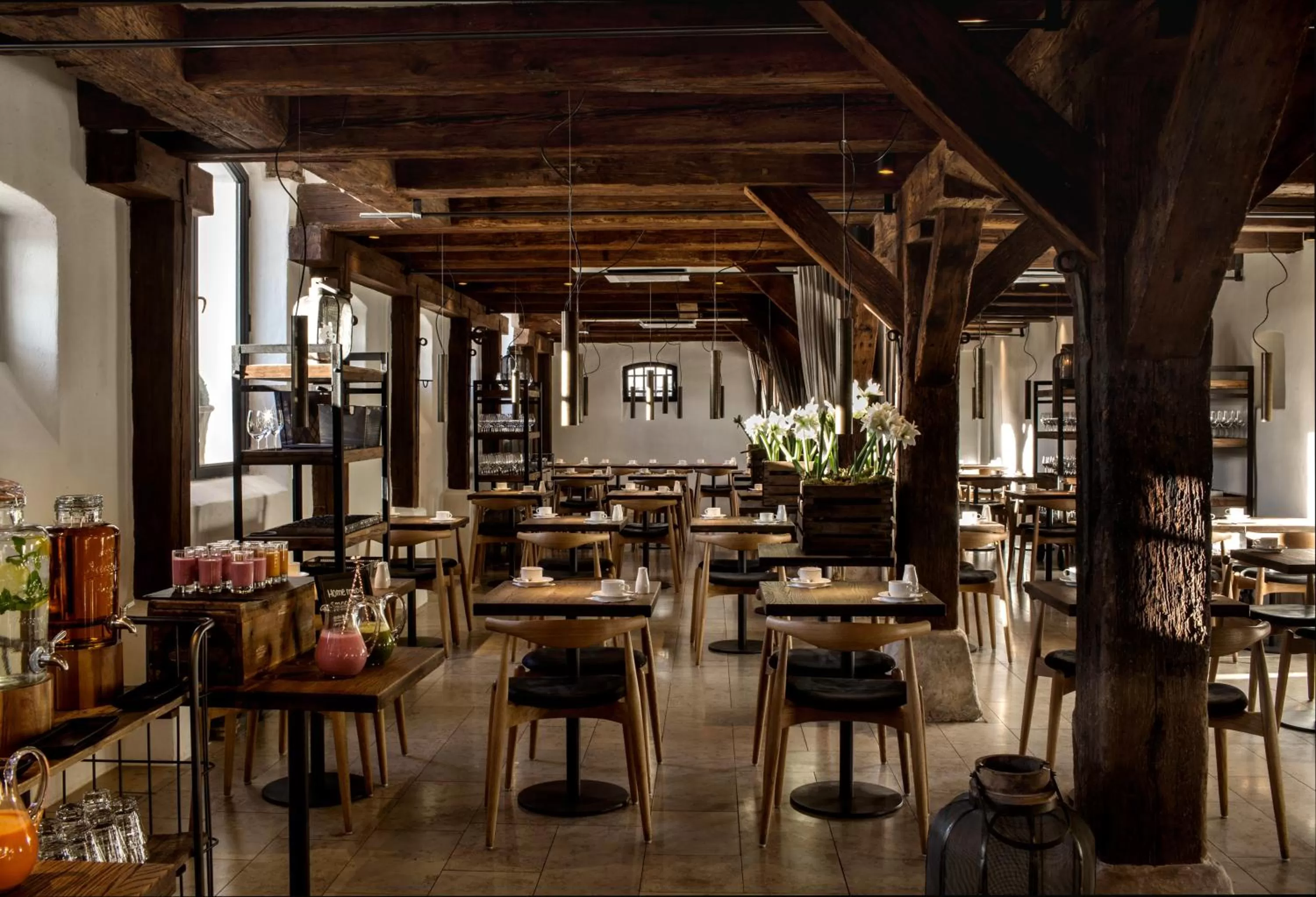 Restaurant/places to eat in 71 Nyhavn Hotel