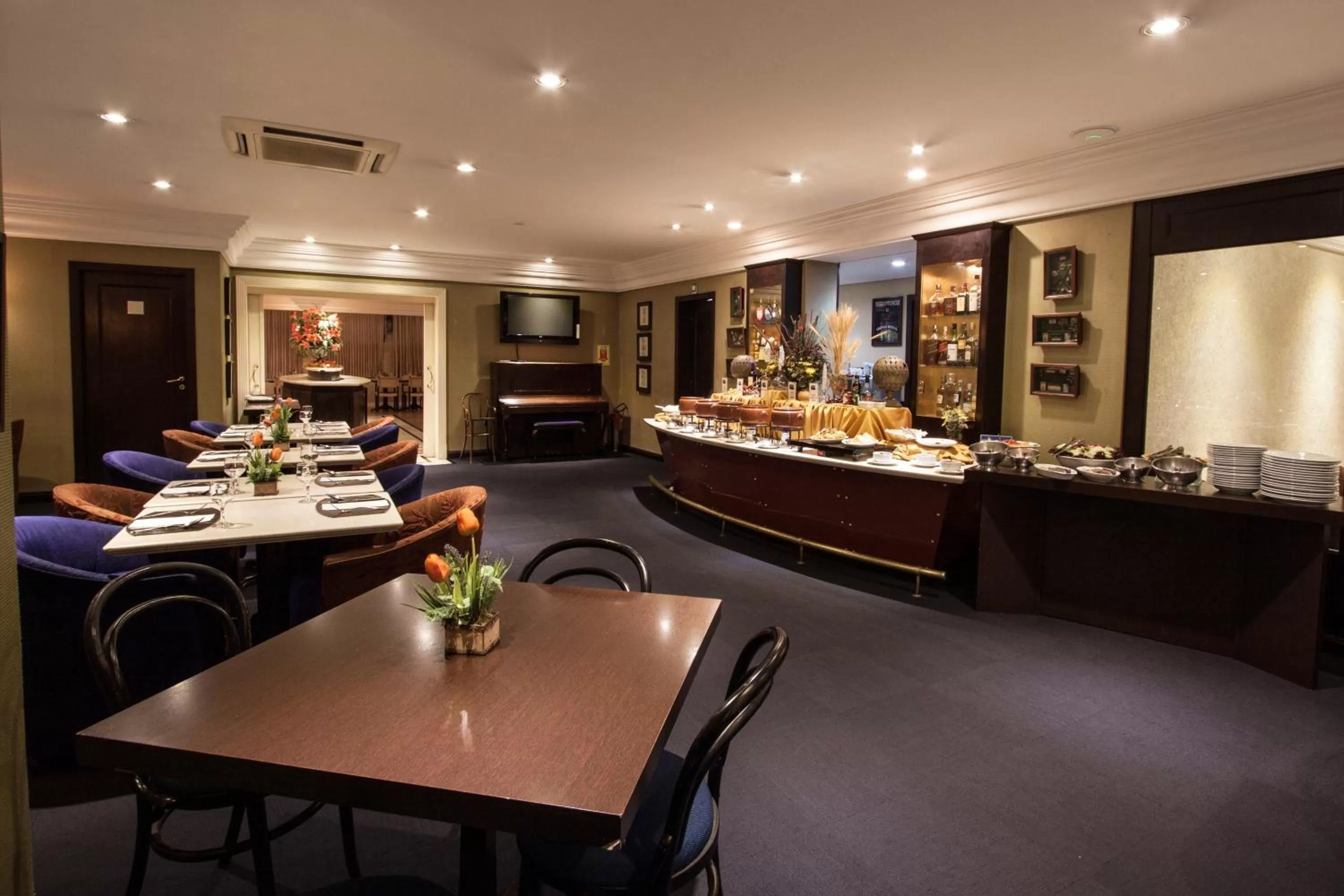 Restaurant/places to eat in Mabu Curitiba Business