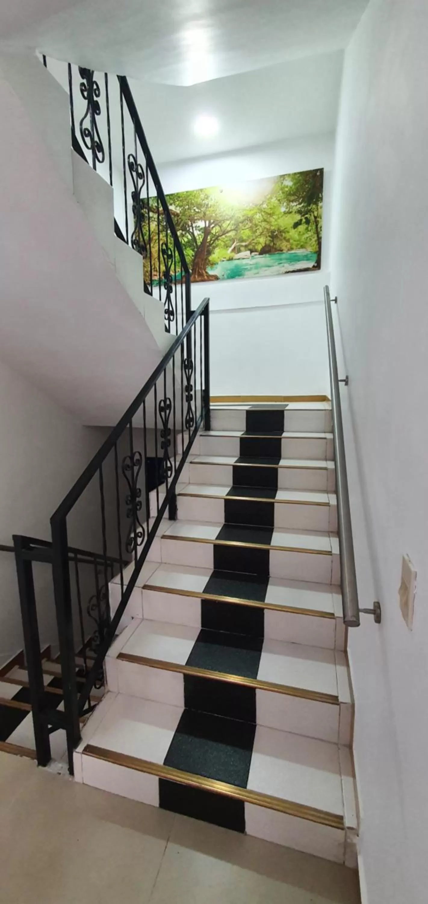 Property building in Hotel Picasso 70