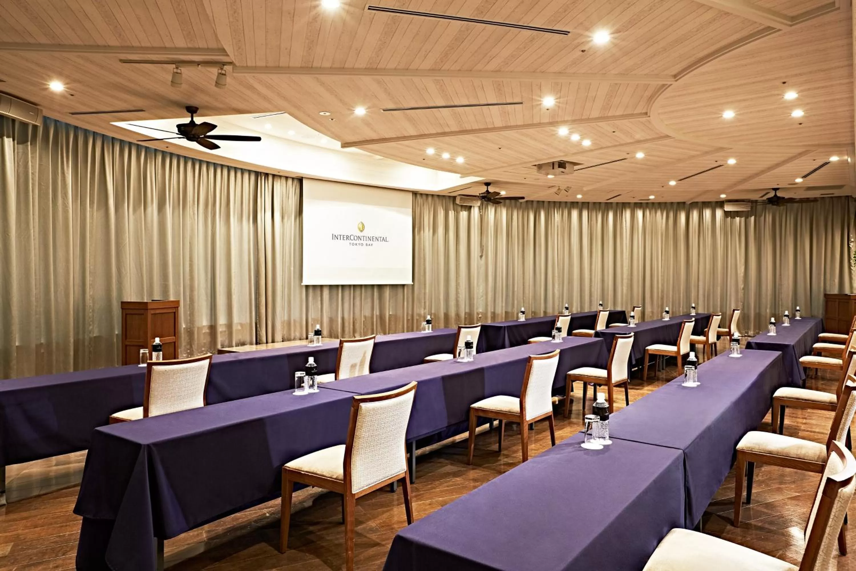 Meeting/conference room in InterContinental Tokyo Bay by IHG