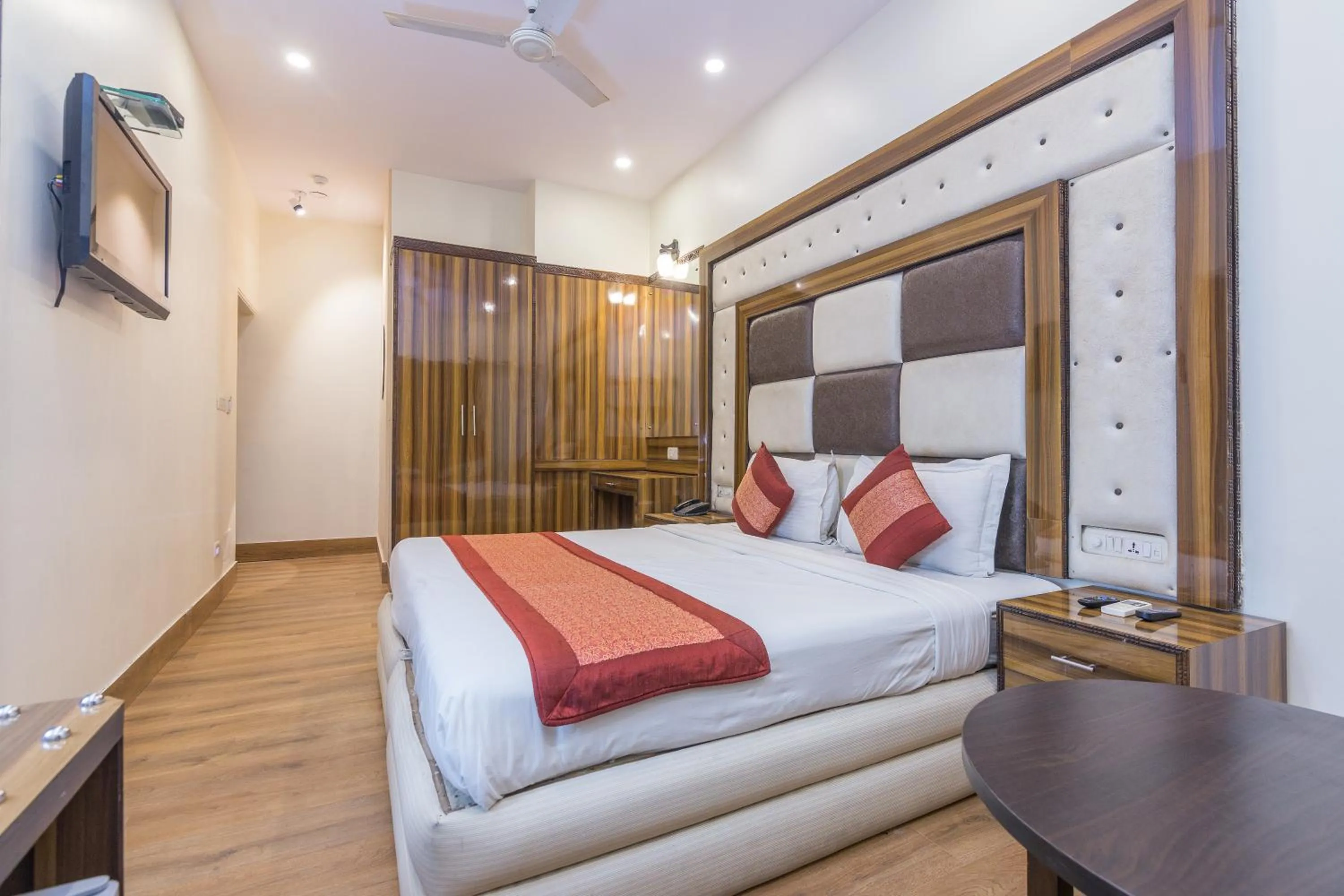 Photo of the whole room in Rupam Hotel