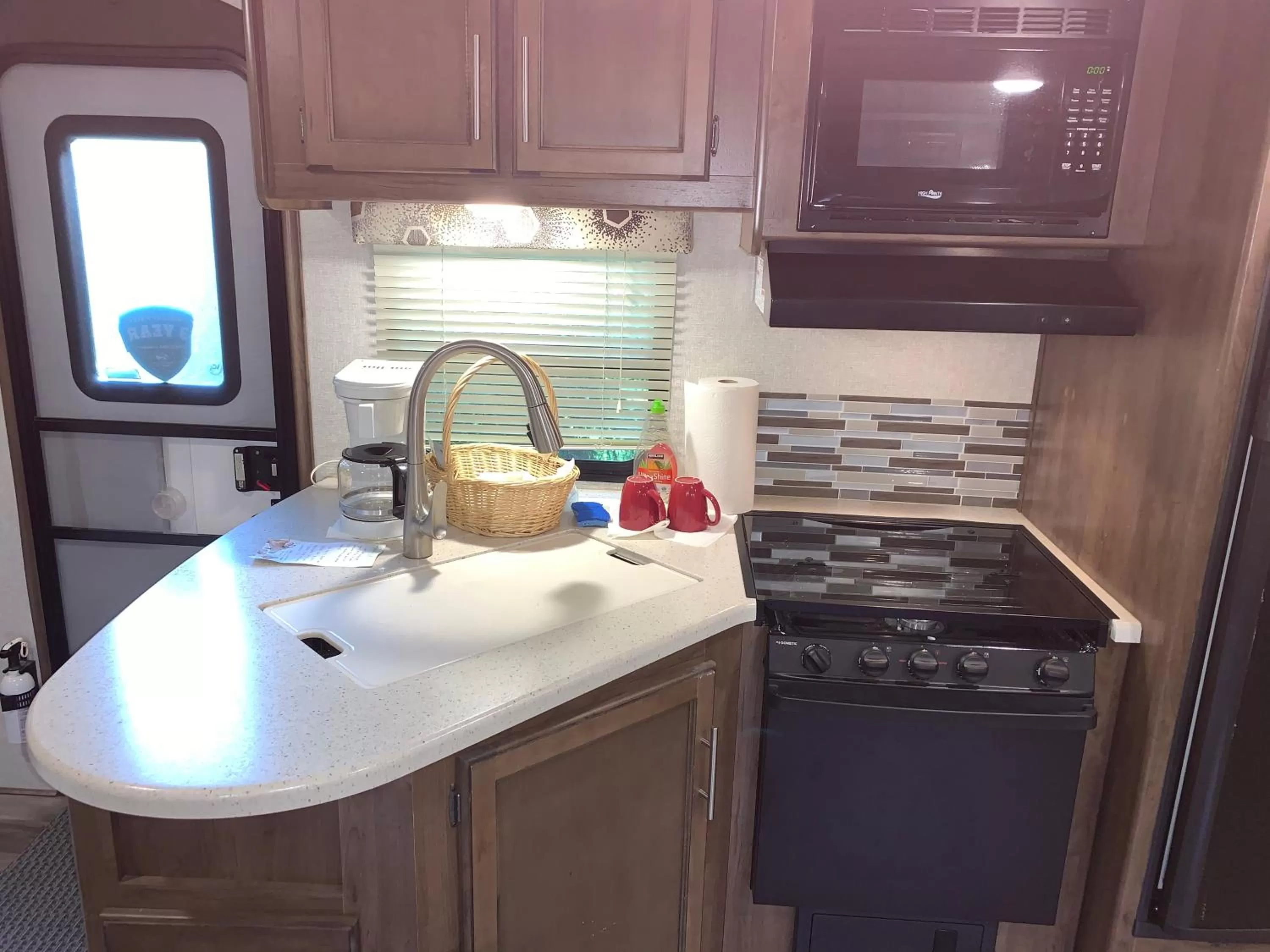 Kitchen or kitchenette in Glacier Haven Inn