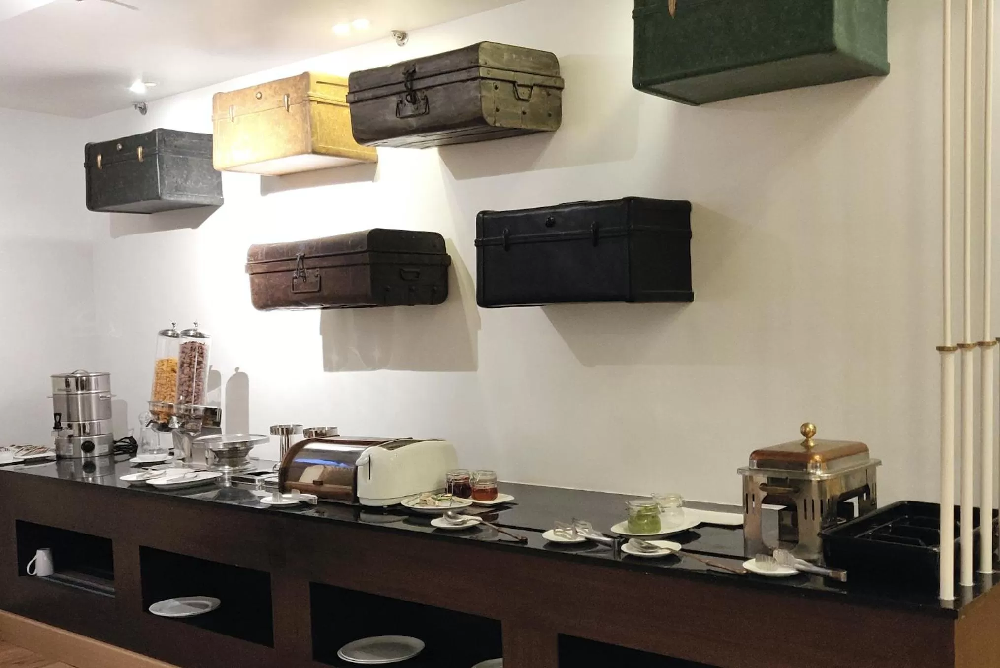 Restaurant/places to eat in Bloom Boutique l GK1