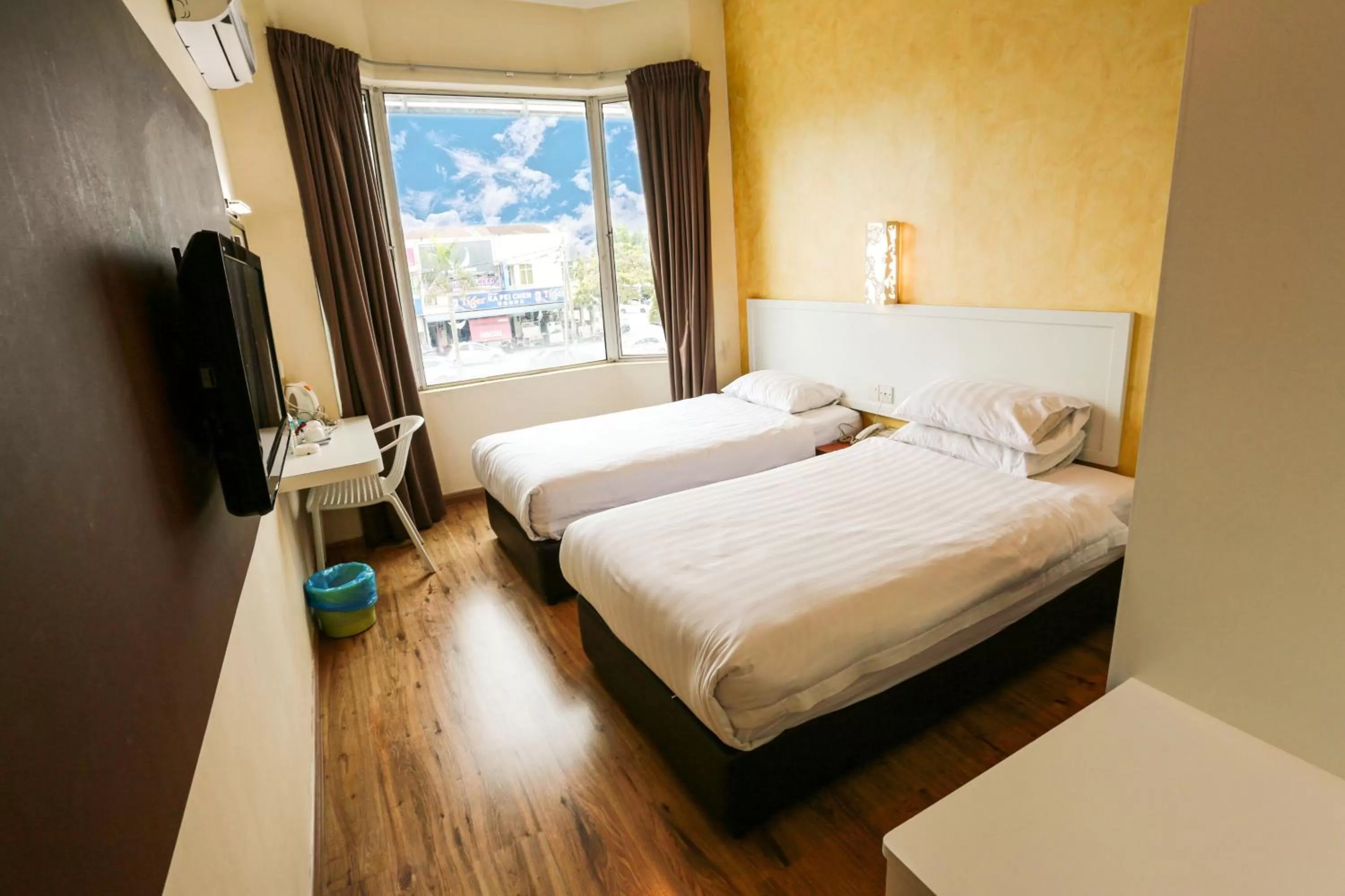 Bedroom, Bed in My Hotel Bukit Mertajam