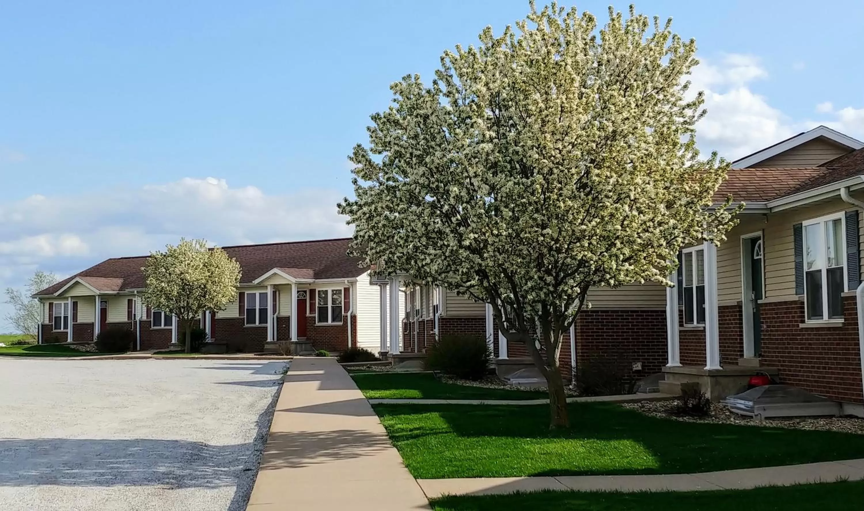 Property building in Nauvoo Vacation Condos and Villas