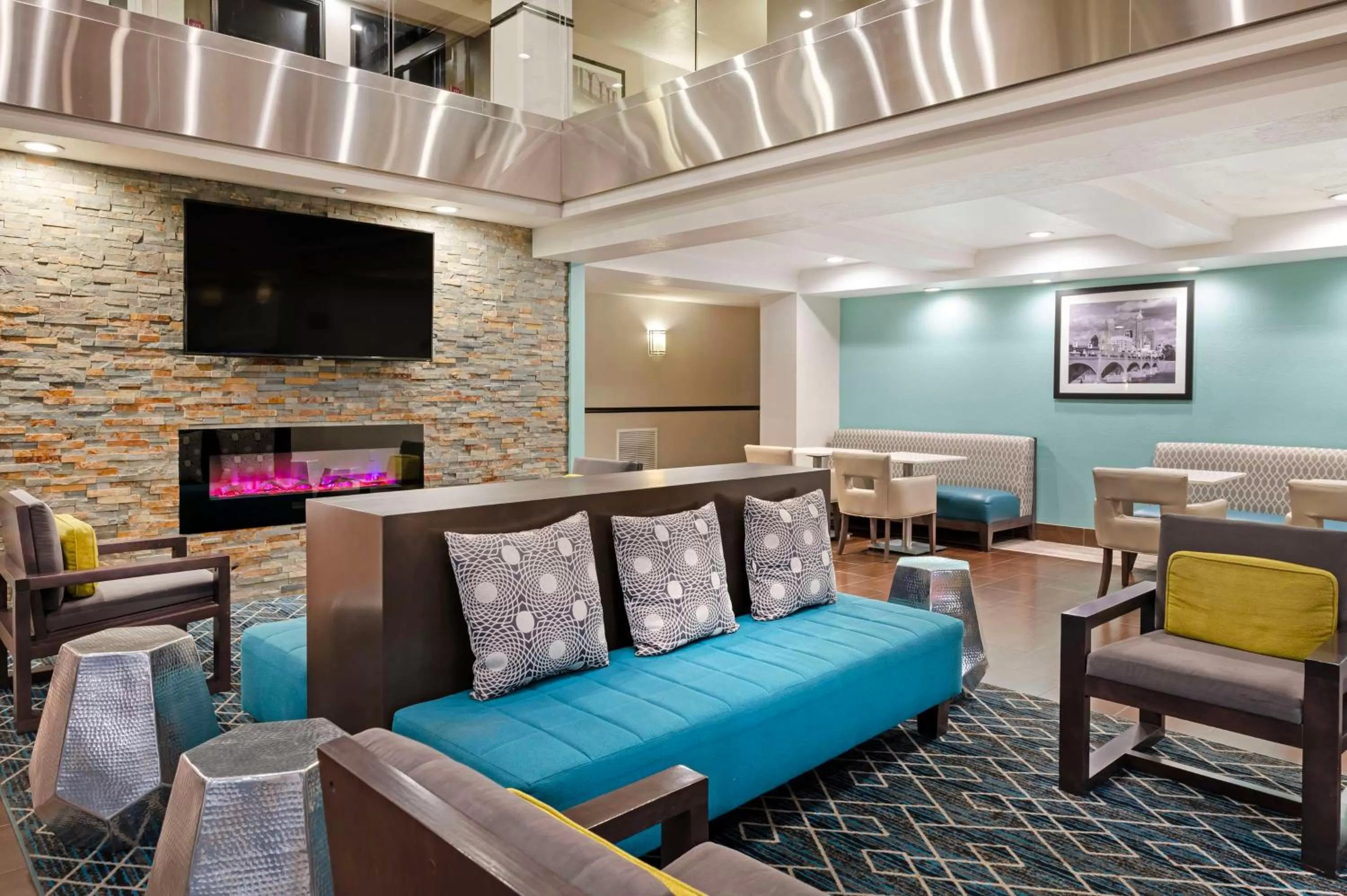 Lobby or reception in Best Western Plus Greenwood Indy South Inn