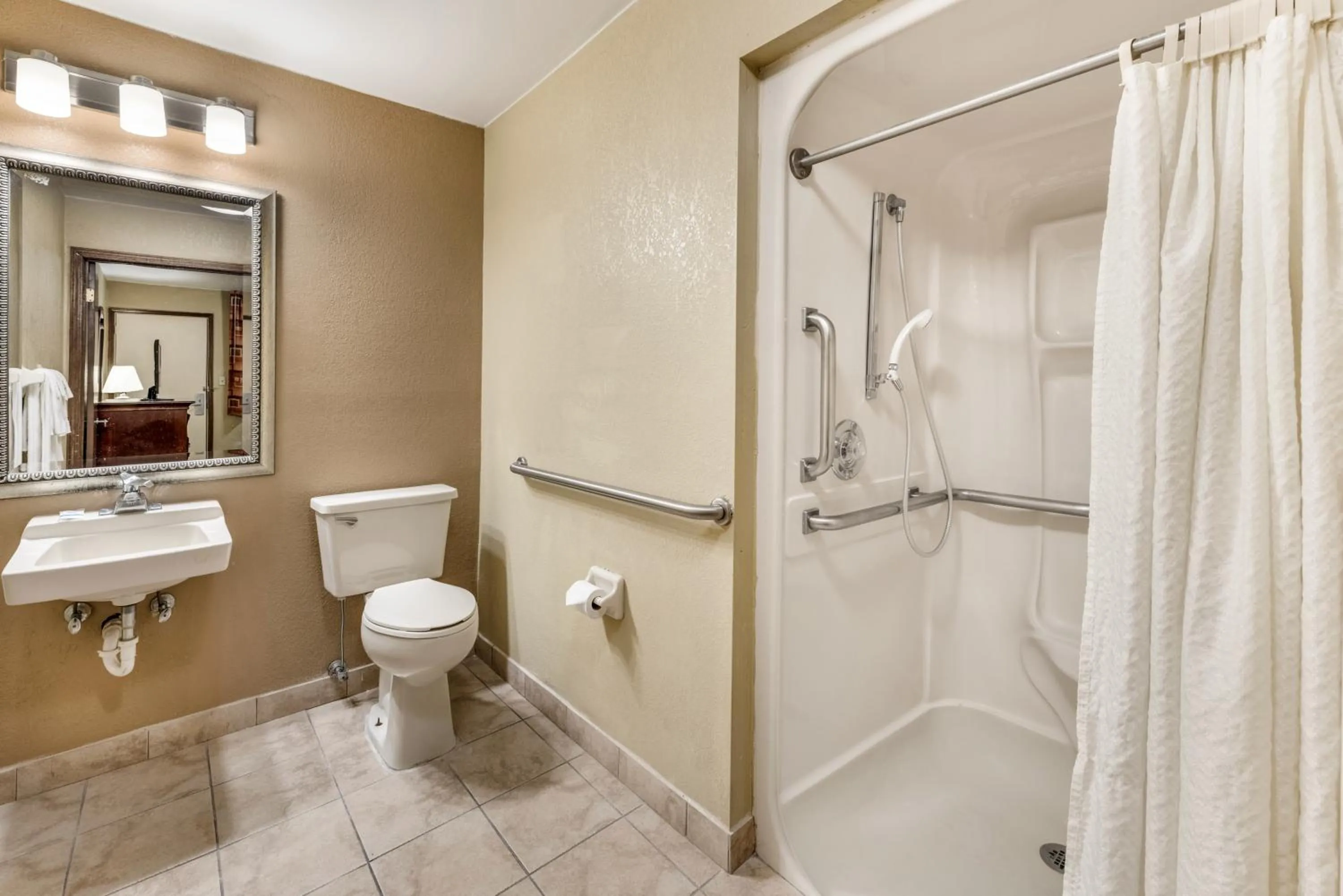 Rodeway Inn Columbus West