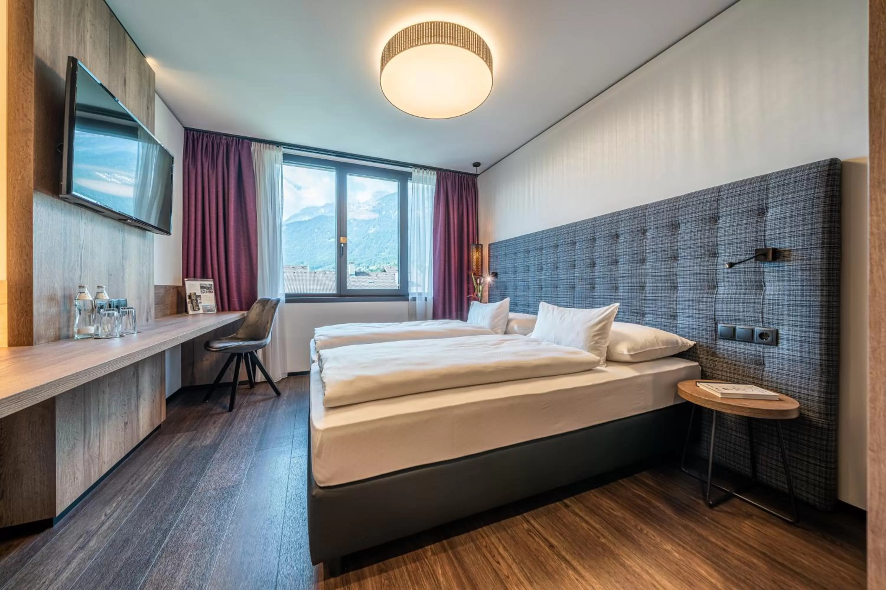 Bed in Rufi's Hotel Innsbruck