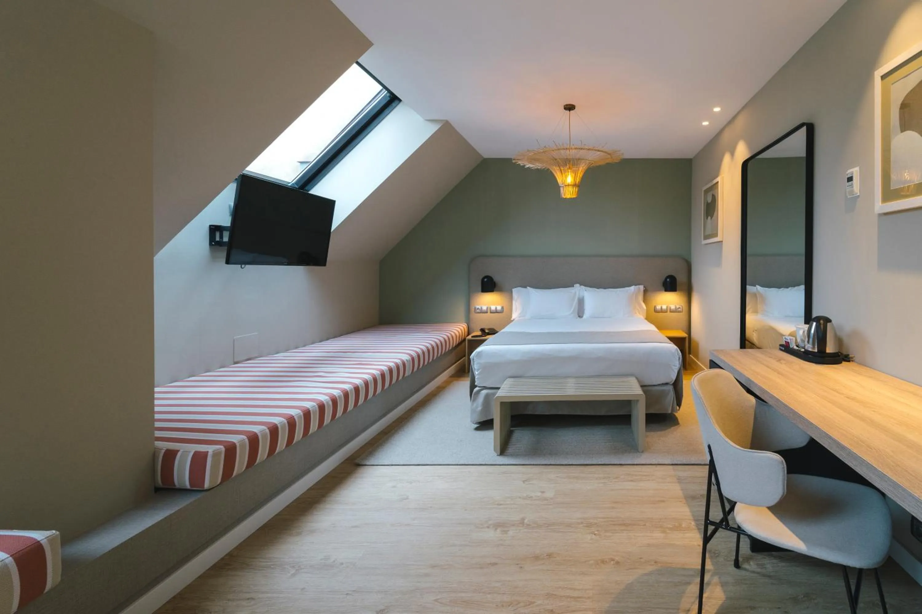 Bedroom, Bed in Barceló Oviedo Cervantes