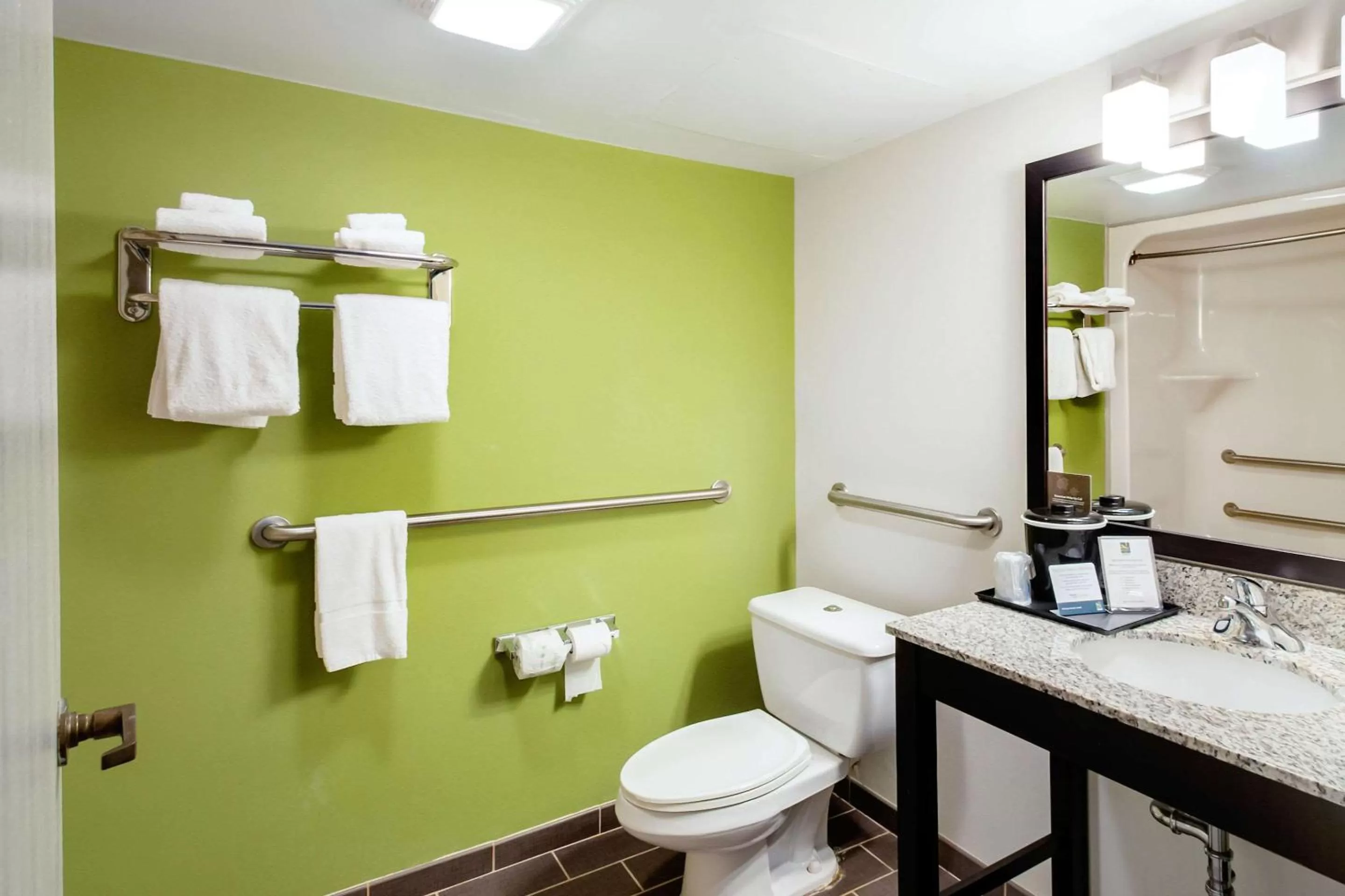 Bathroom in Quality Inn Grasonville near Kent Island