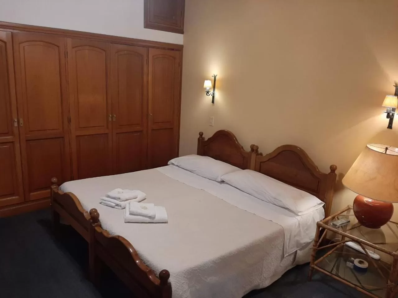 Photo of the whole room, Bed in Caseros 44 B&B