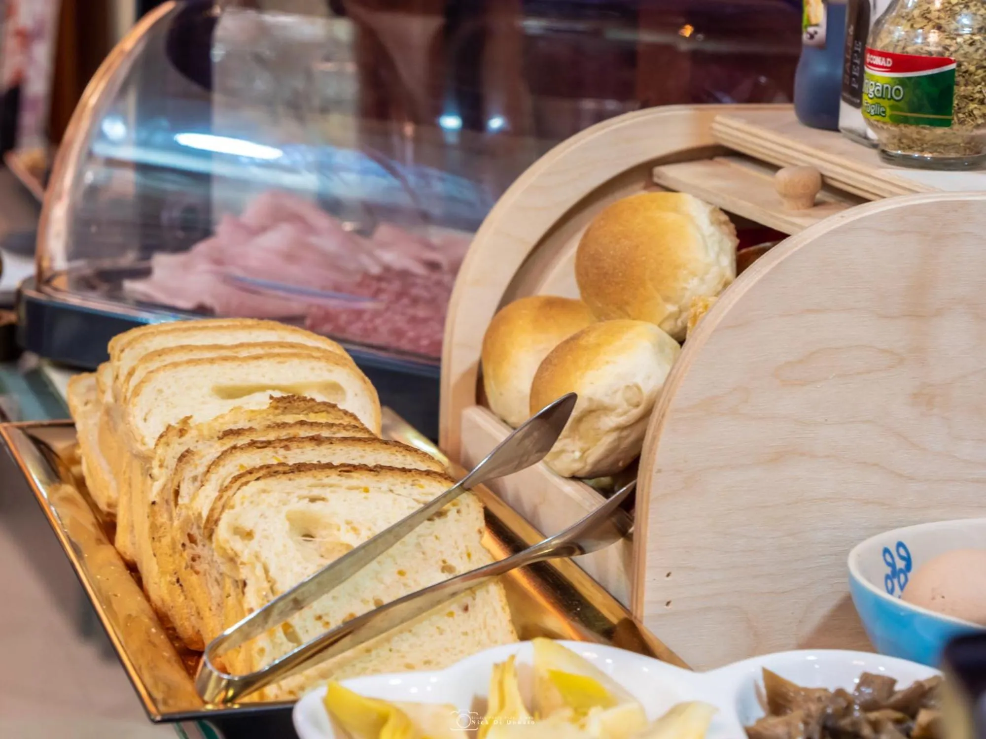 Food and drinks in Hotel Suite Caesar