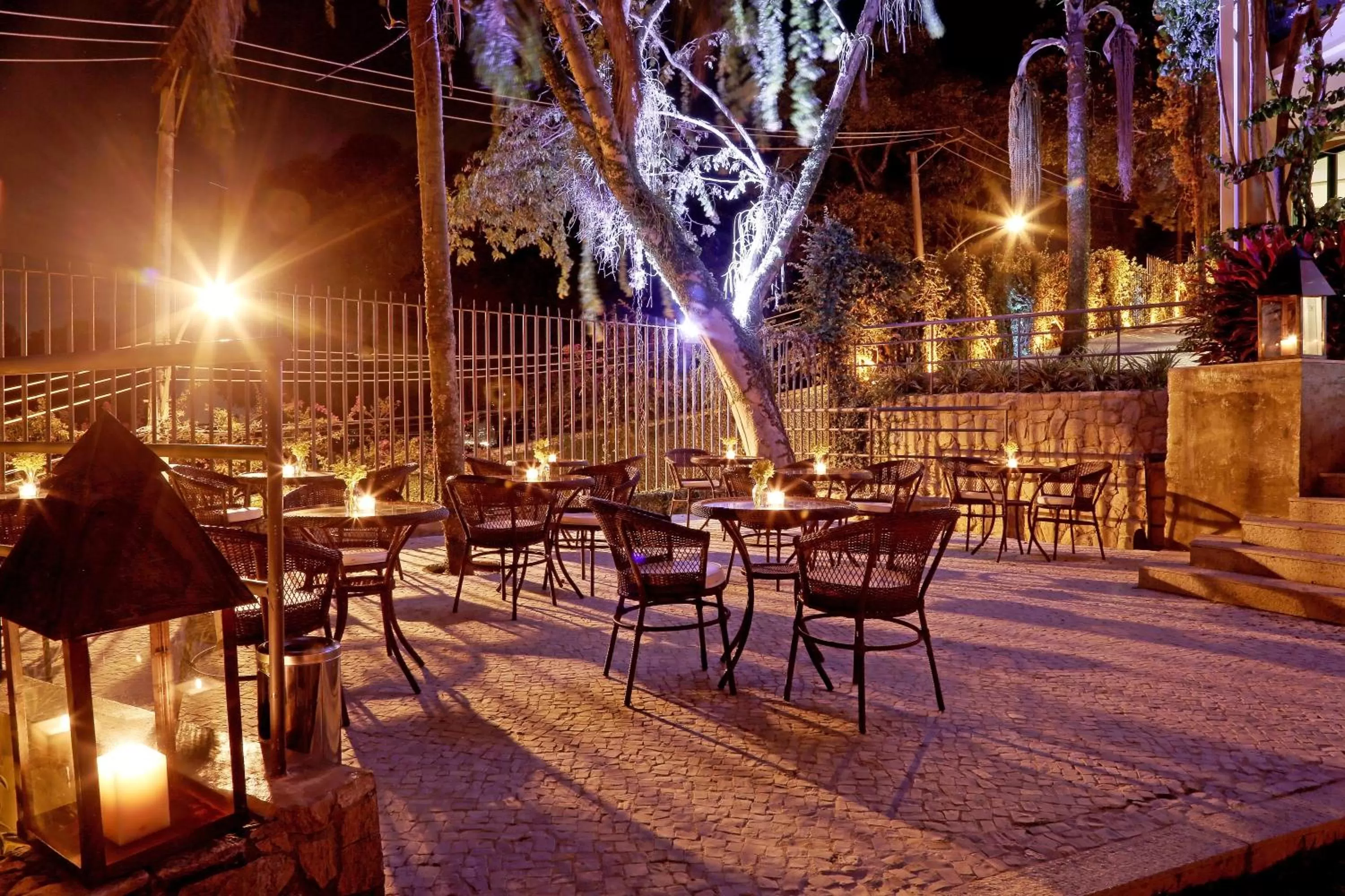 Banquet/Function facilities, Restaurant/Places to Eat in Sant' Martre
