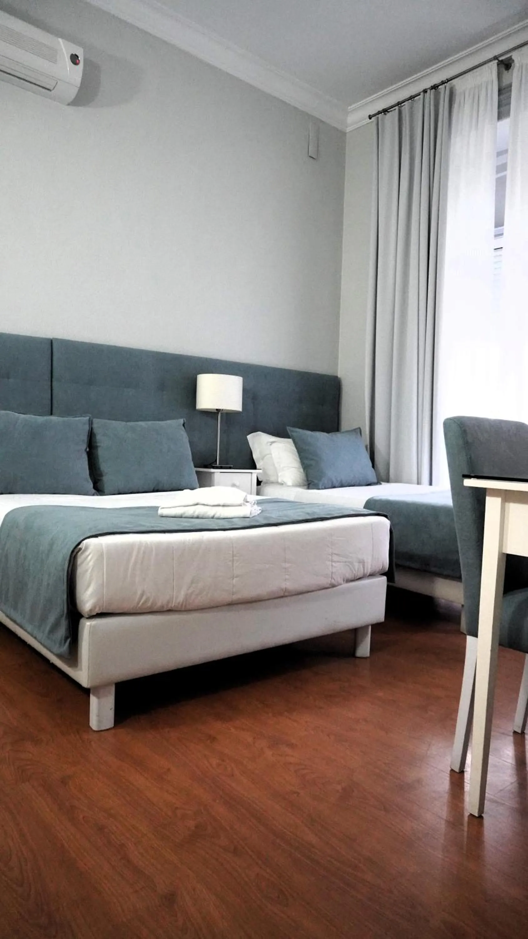 Bed in Hotel Senhor de Matosinhos