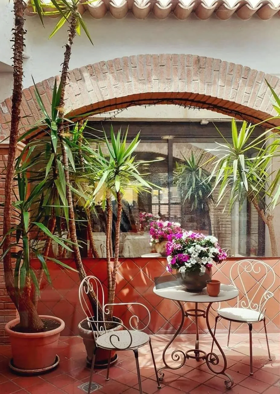 Property building in Hotel Colonne