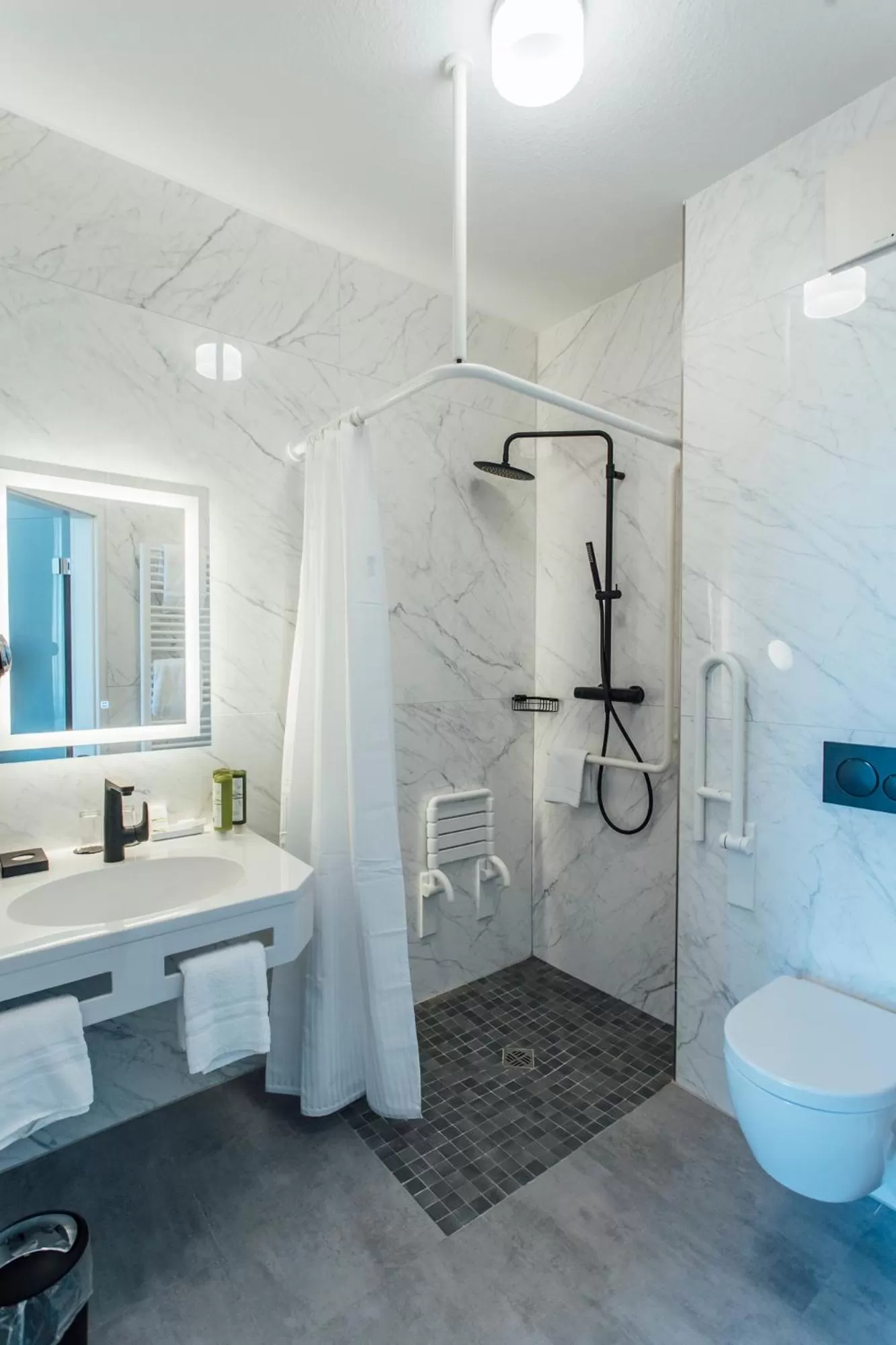 Bathroom in Strandhotel Hohenzollern