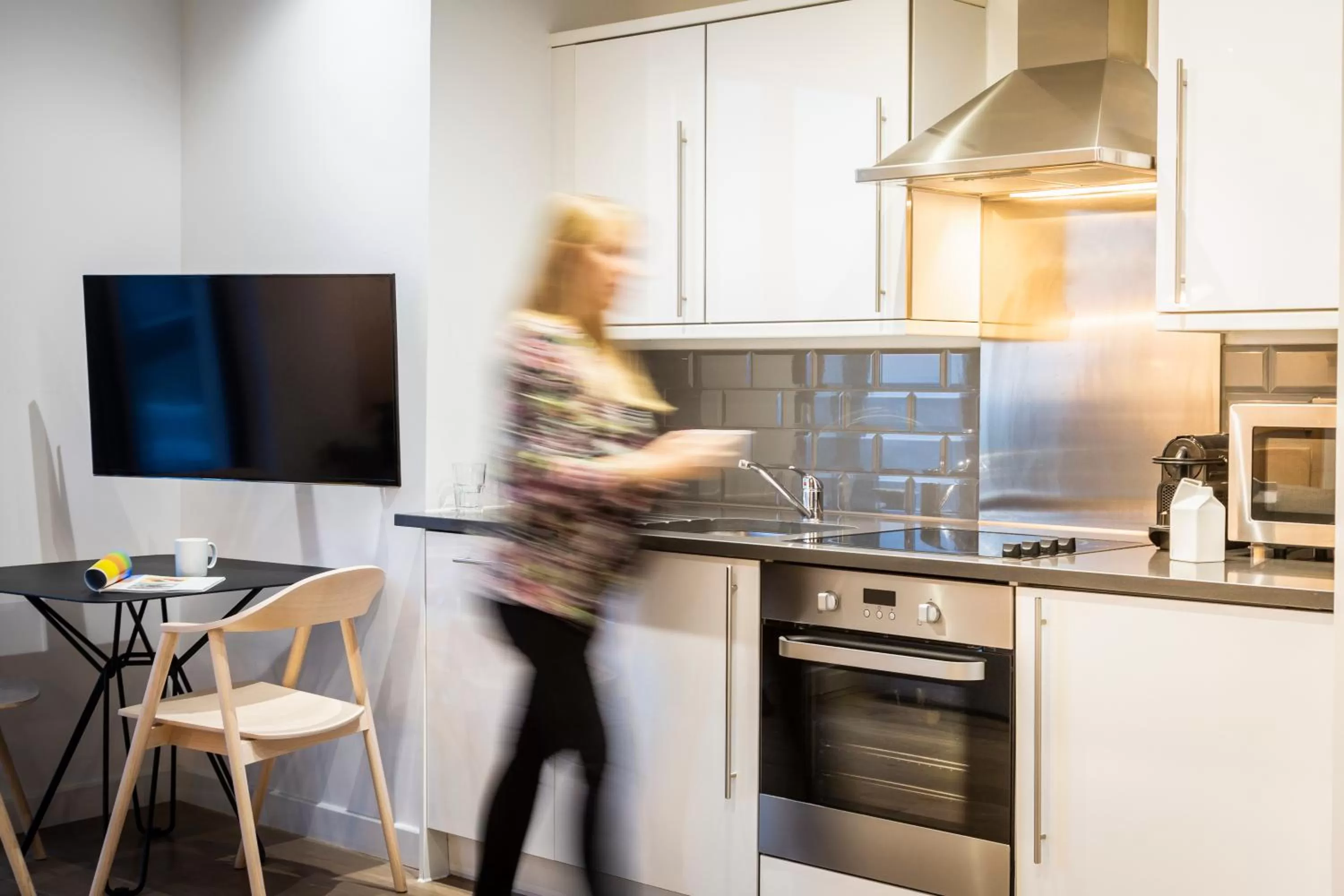 Kitchen or kitchenette in Aparthotel Adagio London Brentford