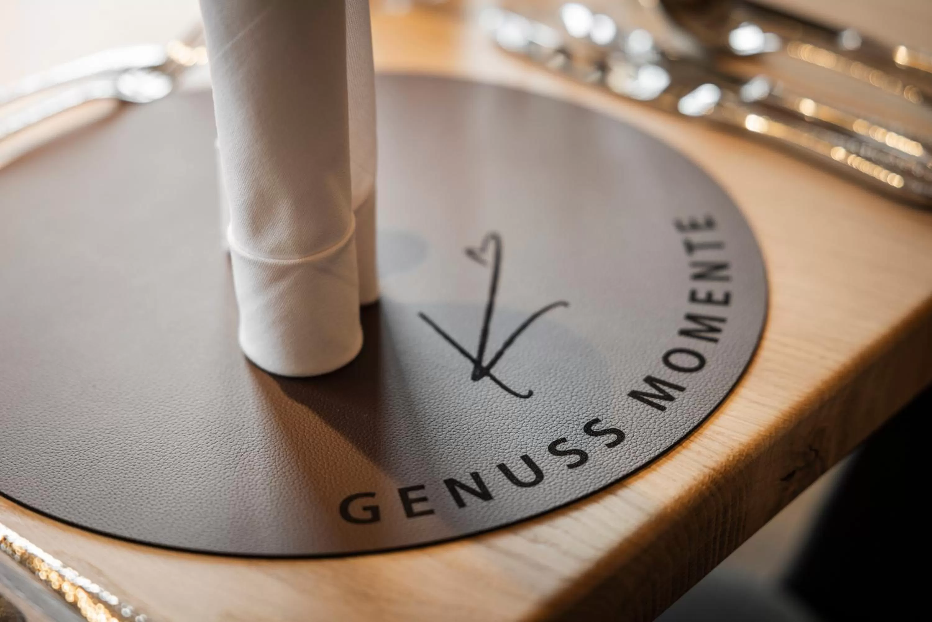 Restaurant/places to eat in Hotel Kristall