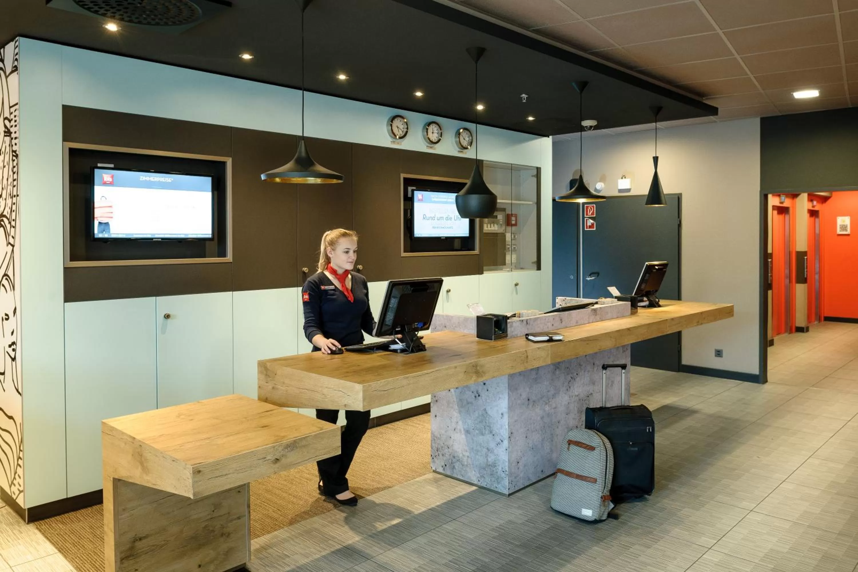 Lobby or reception in ibis Bern Expo