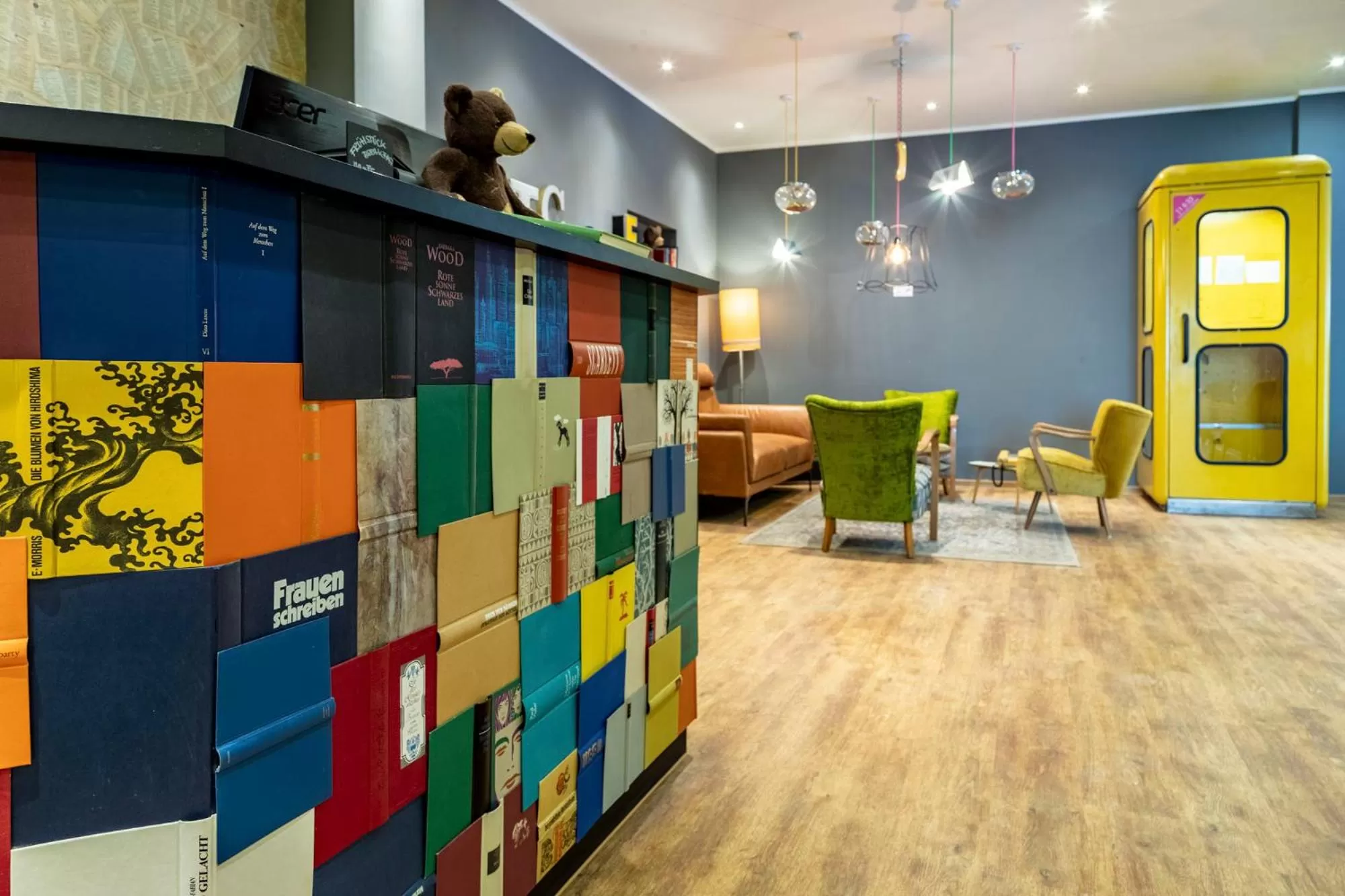 Lobby or reception in tinyTwice Hotel Bonn