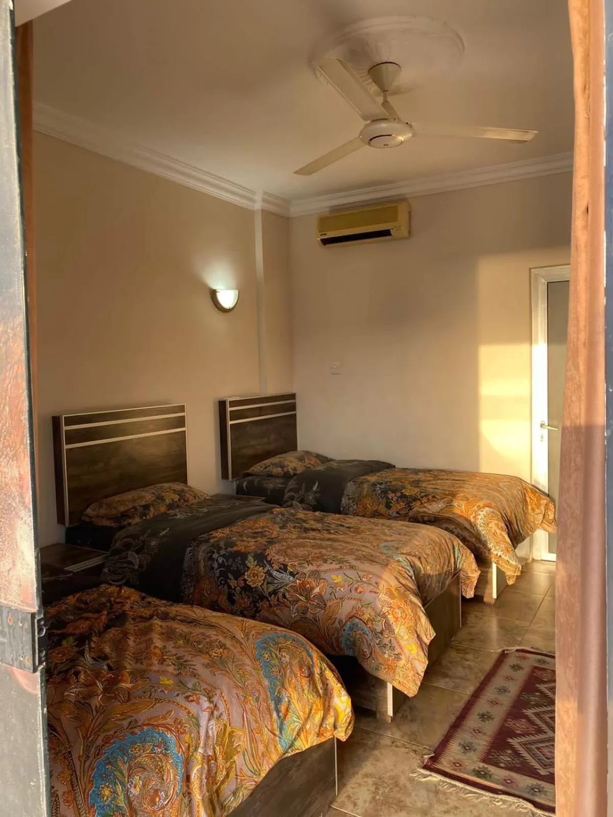 Bed in Aqaba Adventure Divers Resort & Dive Center