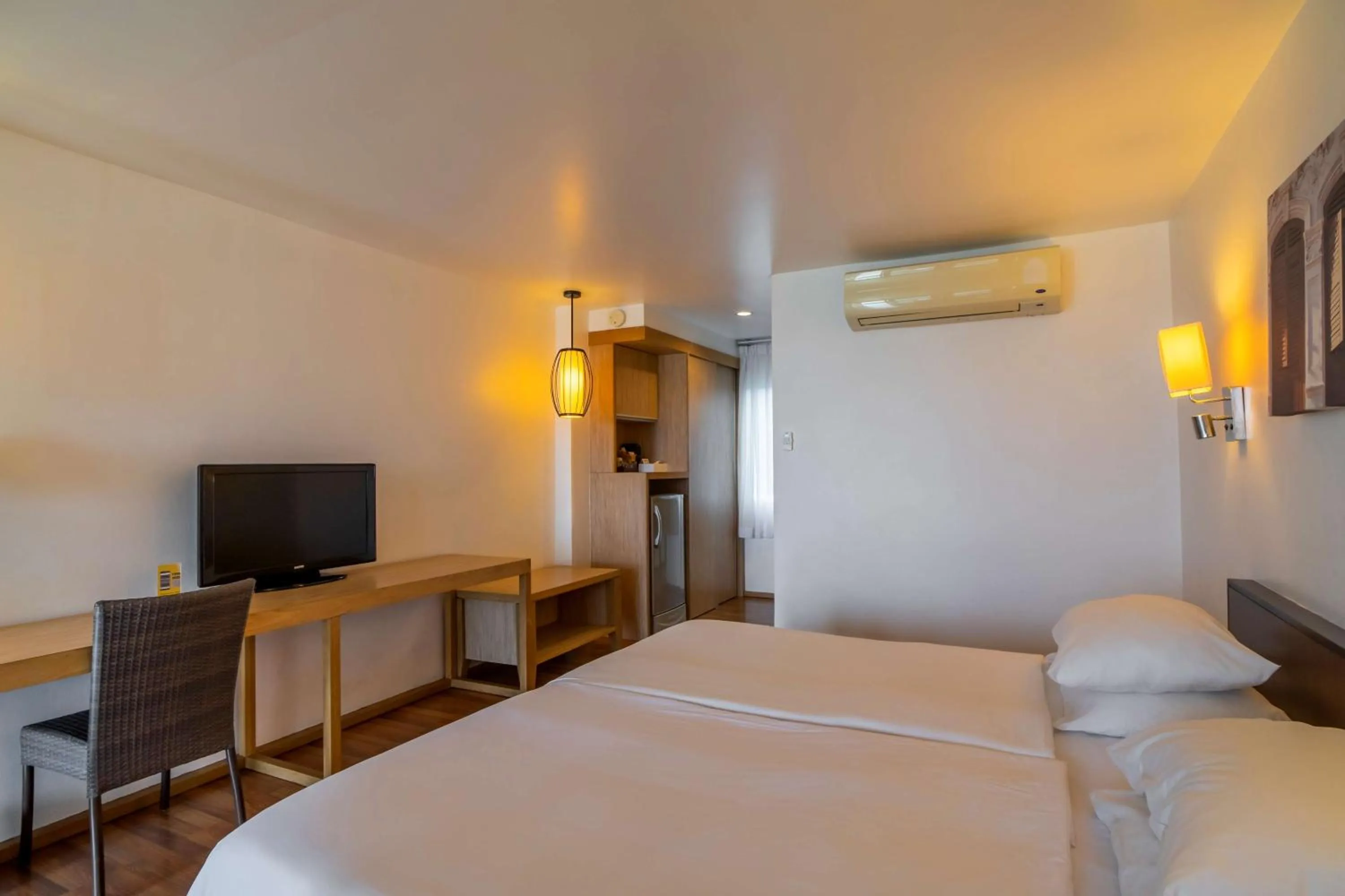 Bedroom, Bed in Best Western Phuket Ocean Resort