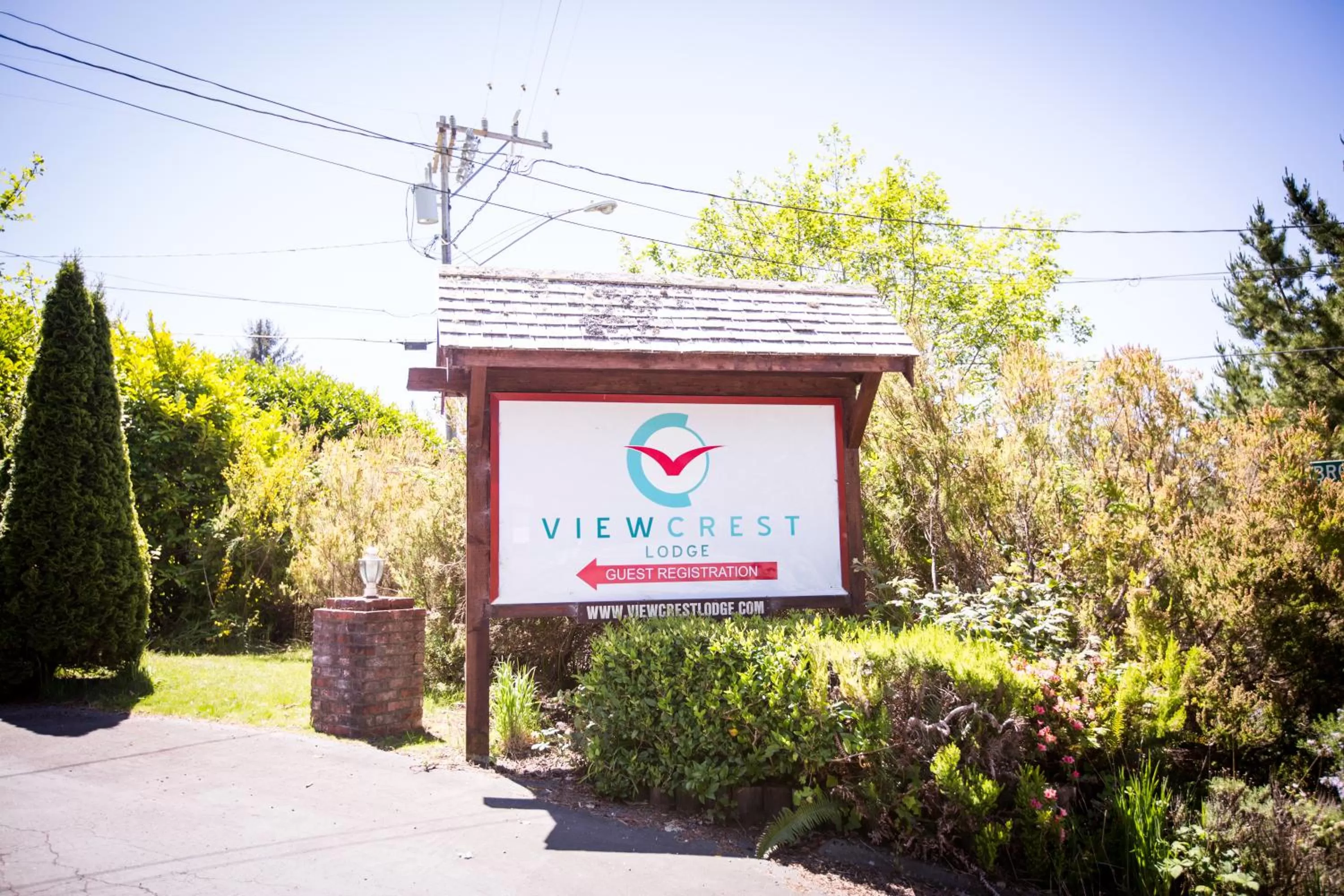 Property logo or sign in View Crest Lodge