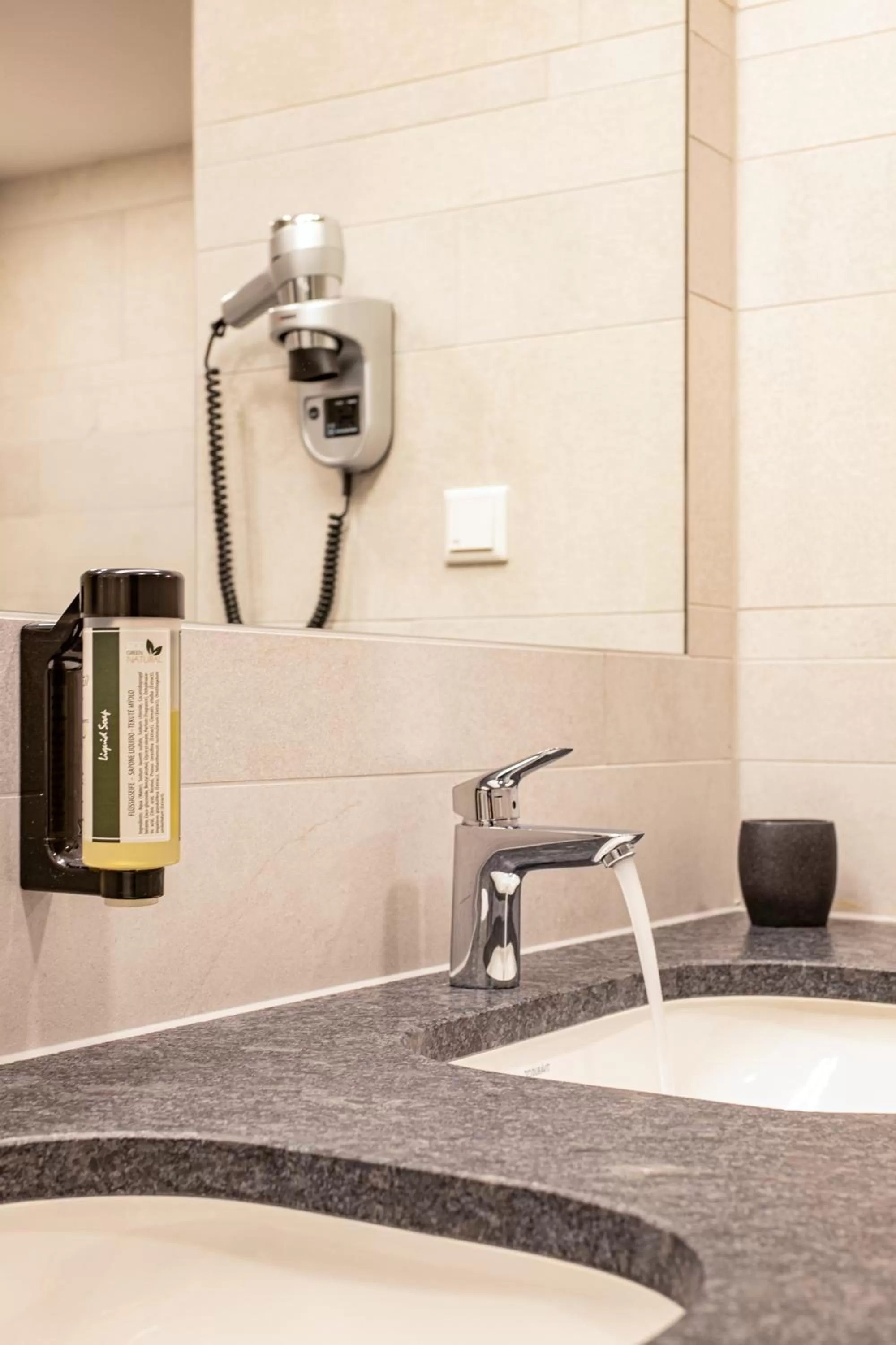 Bathroom in Hotel am Stadtpark