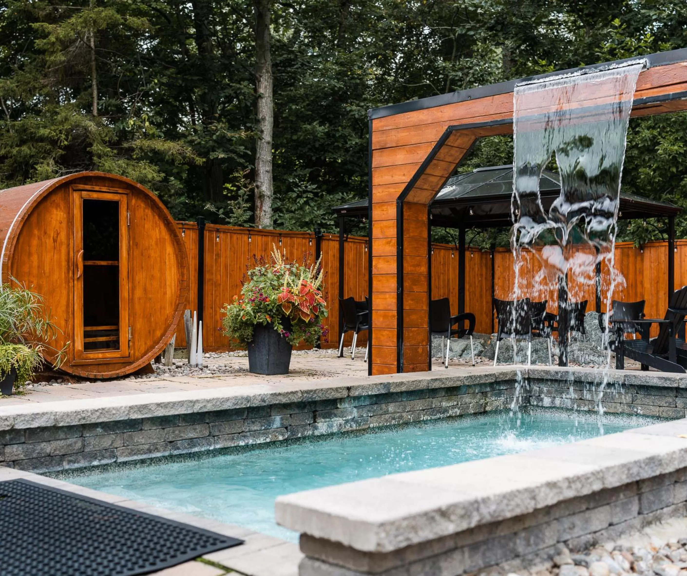 Hot Spring Bath in Hotel Montfort