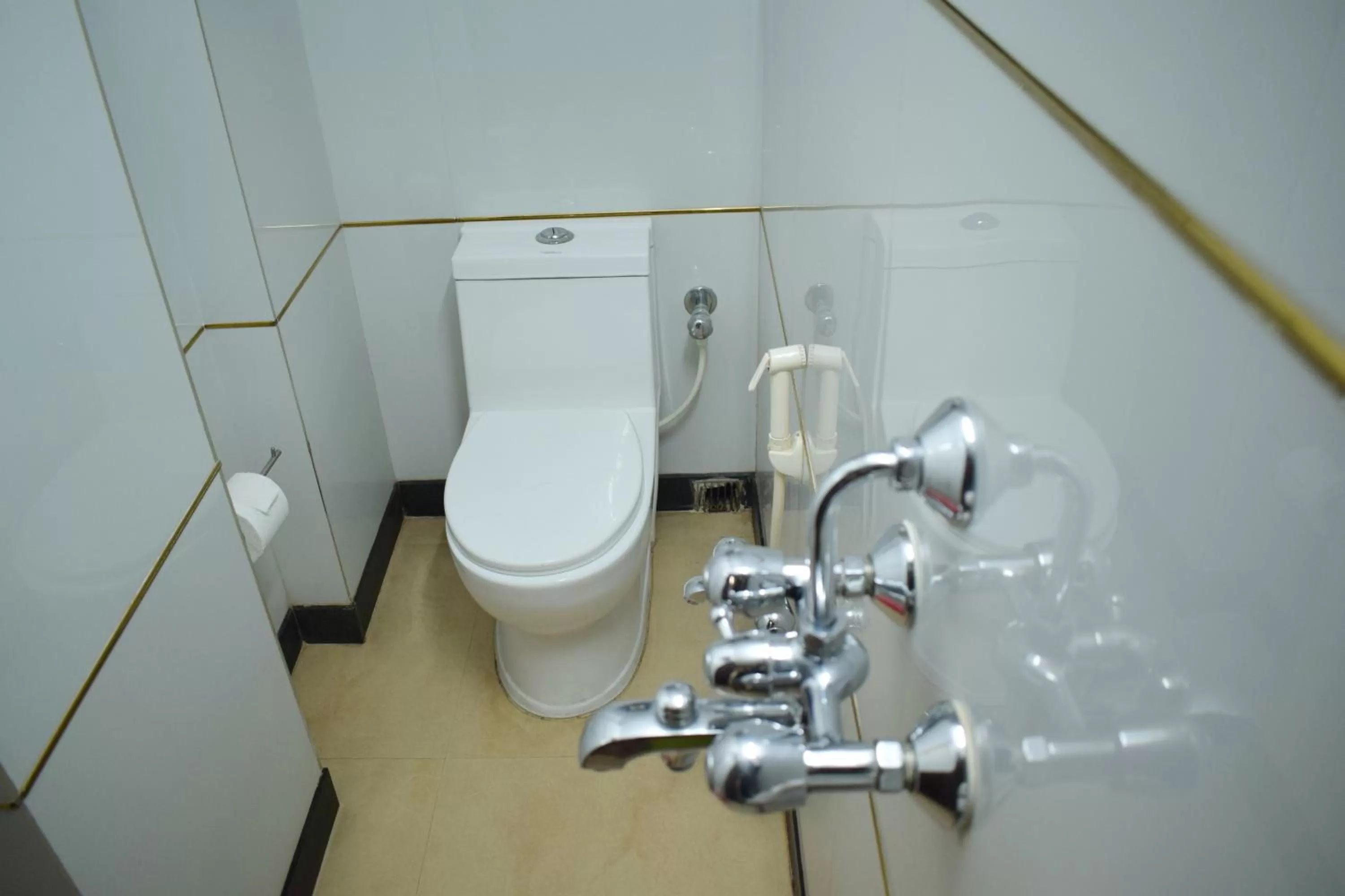 Bathroom in Krishna Kunja " A Quiet & Peaceful Stay "