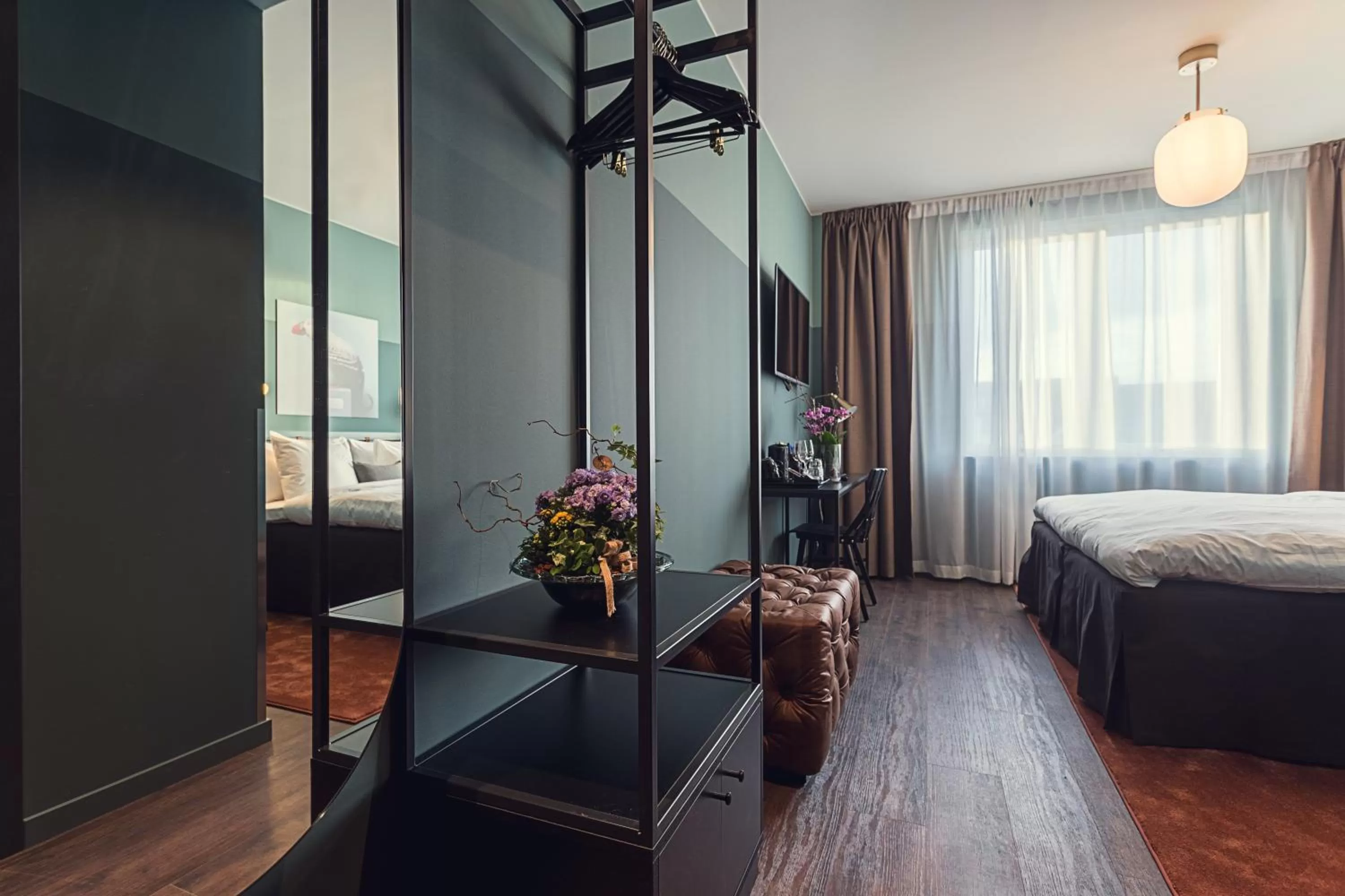 Living room, Bed in Best Western Plus Hus 57