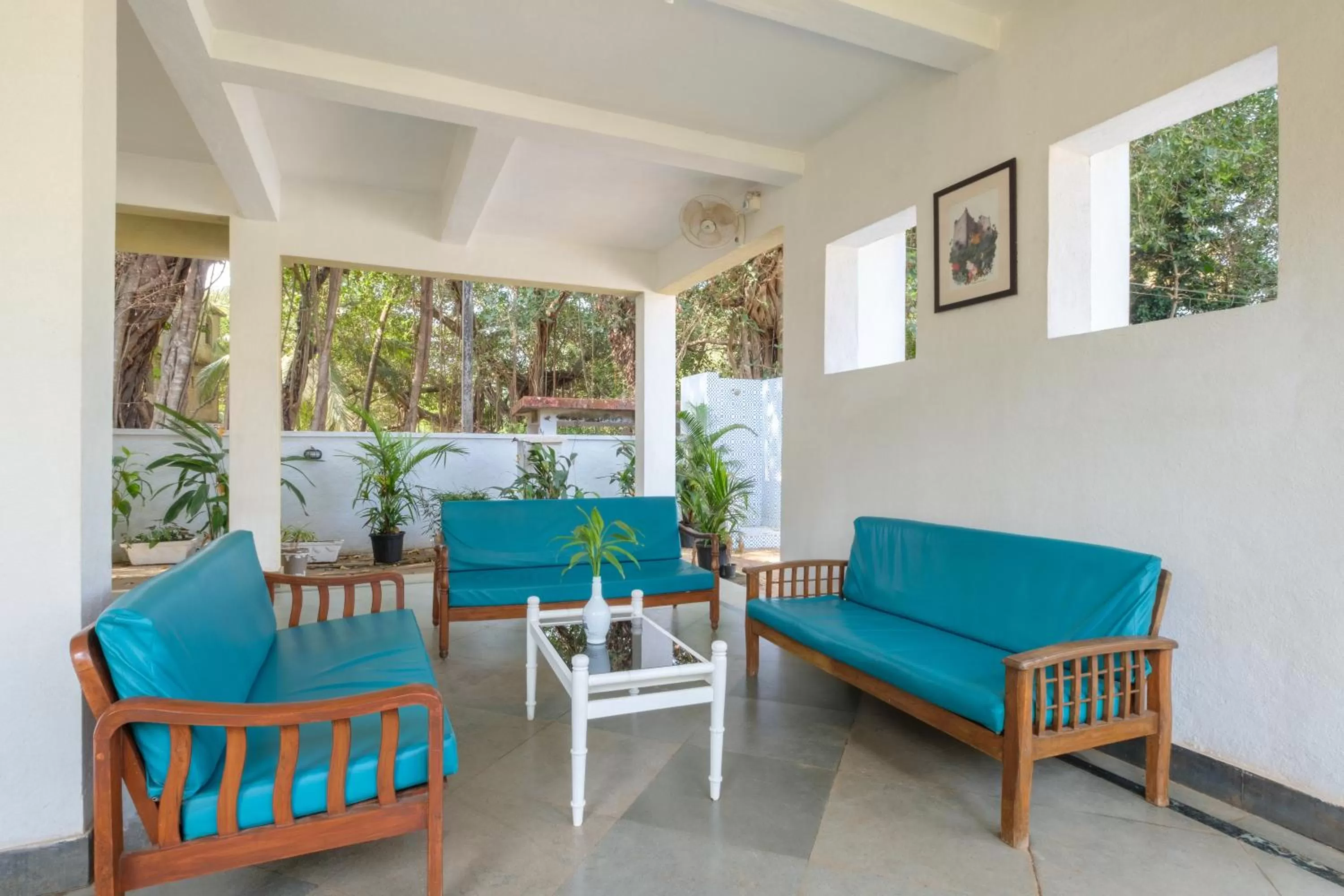 Communal lounge/ TV room, Seating Area in Casa Legend Economy, Calangute Goa