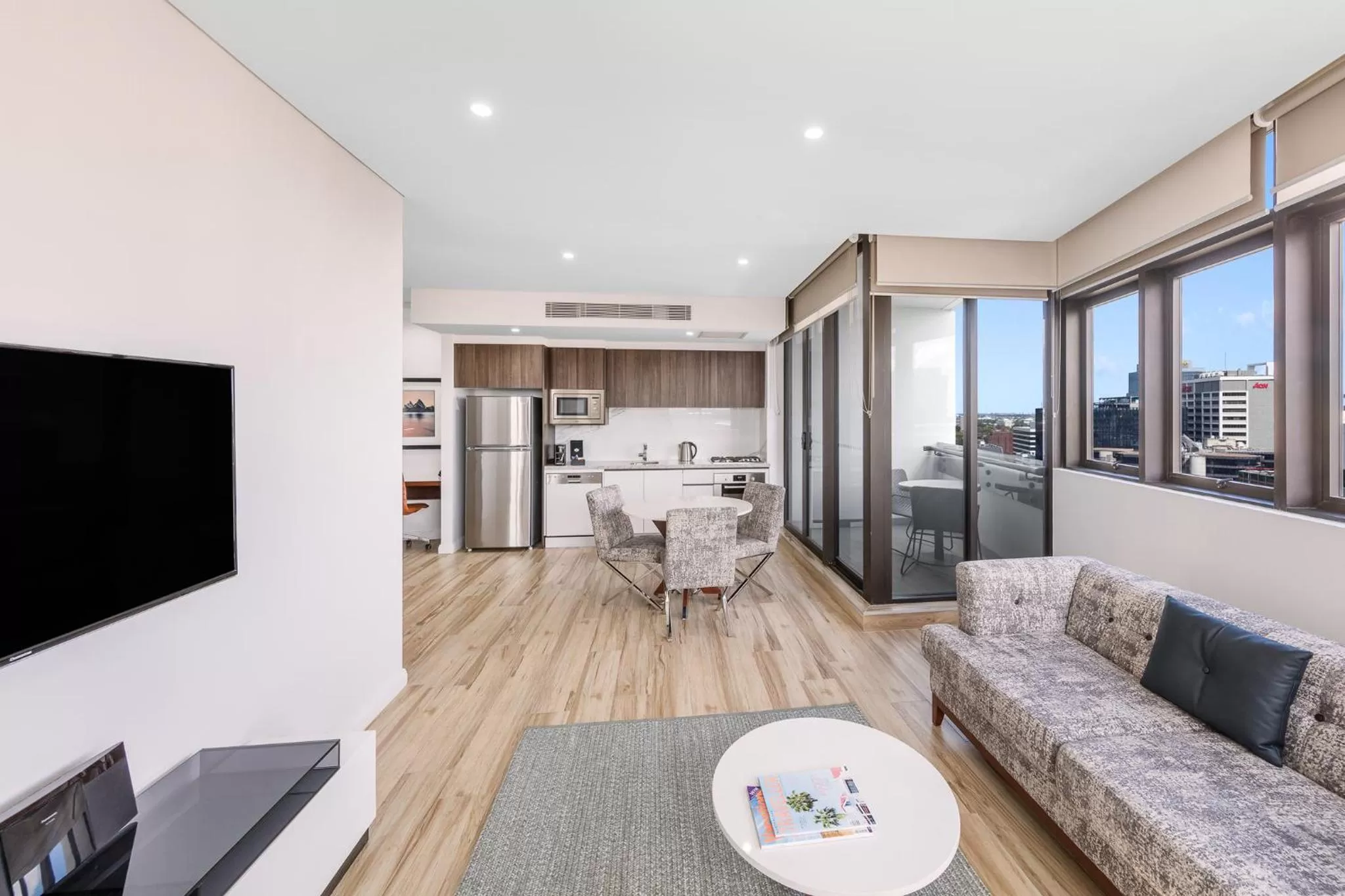 TV and multimedia in Meriton Suites Church Street, Parramatta