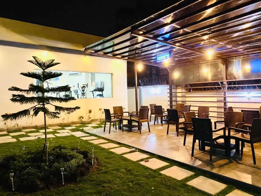 Lounge or bar in MayFair Hotel Maitama Abuja