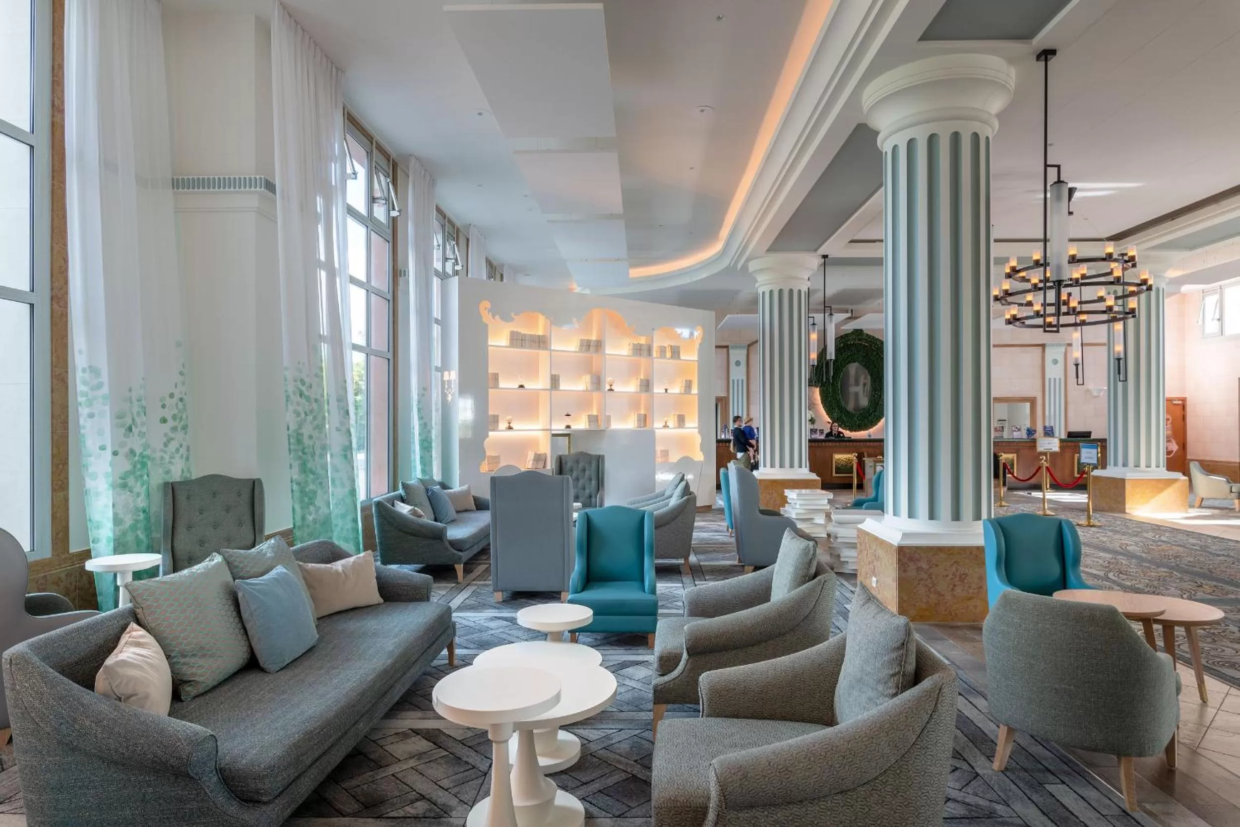 Lobby or reception in Dream Castle Hotel Marne La Vallee