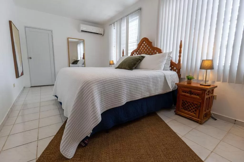 Bed in El Flamingo Beach Club