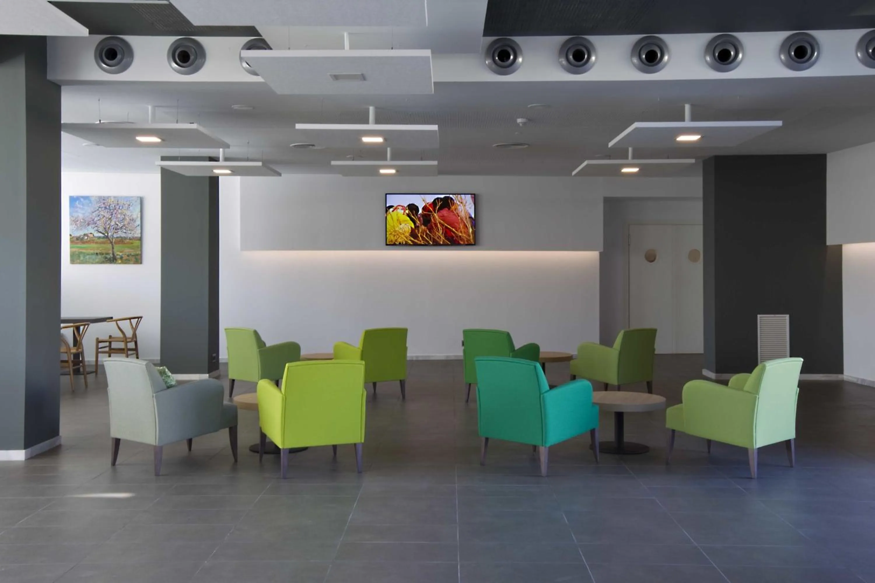 Communal lounge/ TV room in Altafulla Mar Hotel