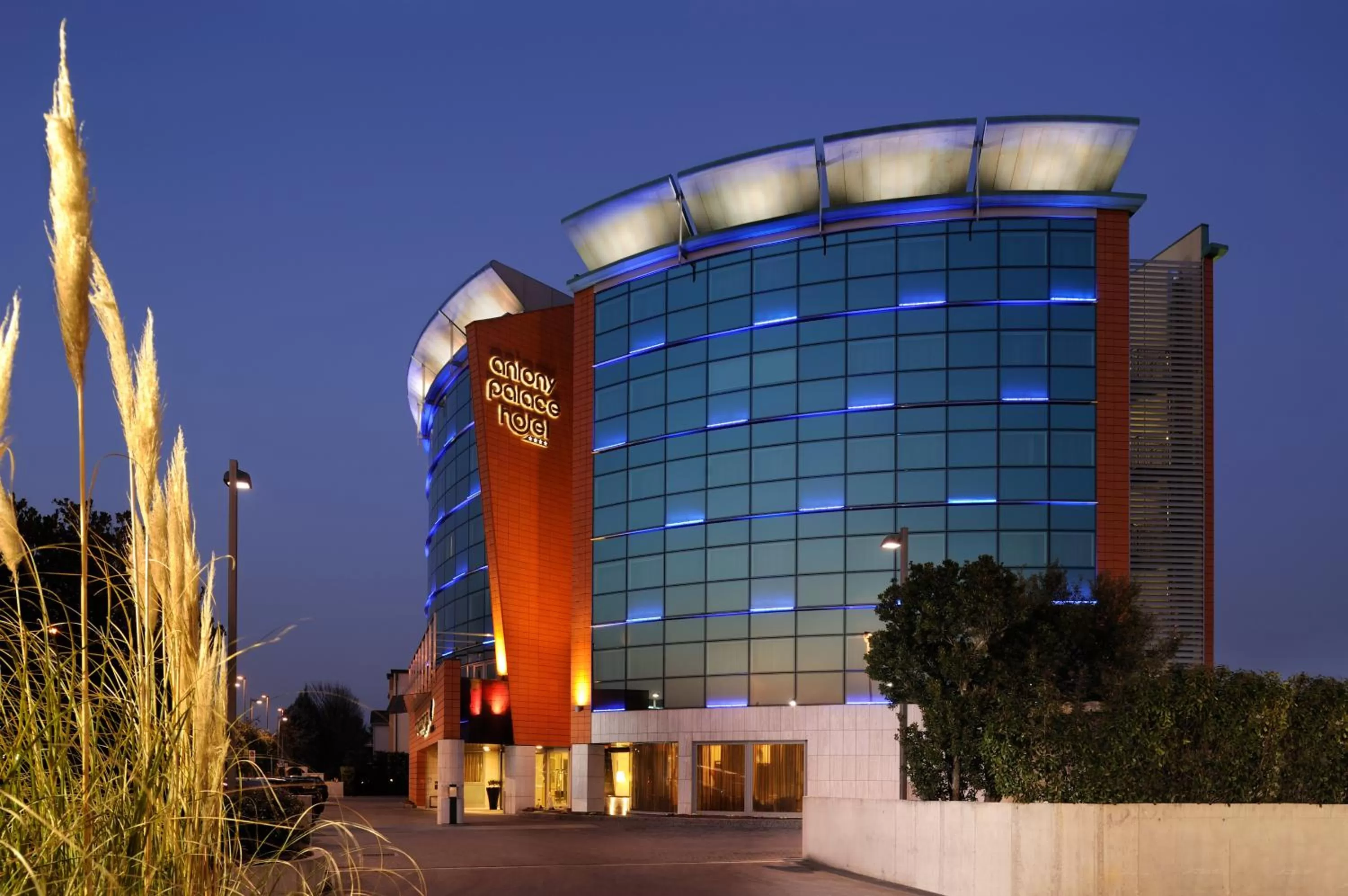 Facade/entrance in Antony Palace Hotel - Venice Airport