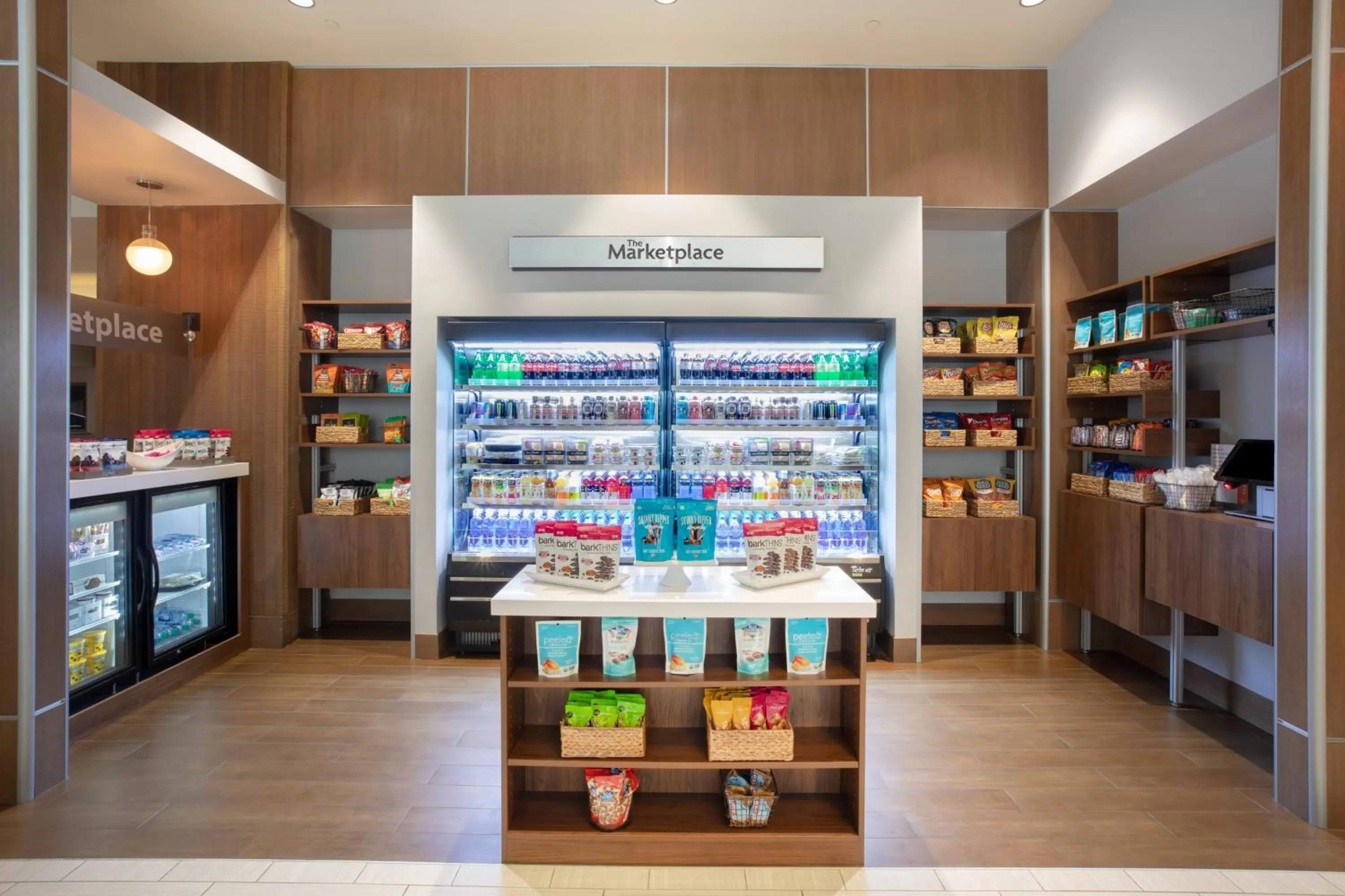 Lobby or reception in Crowne Plaza Kansas City Downtown by IHG