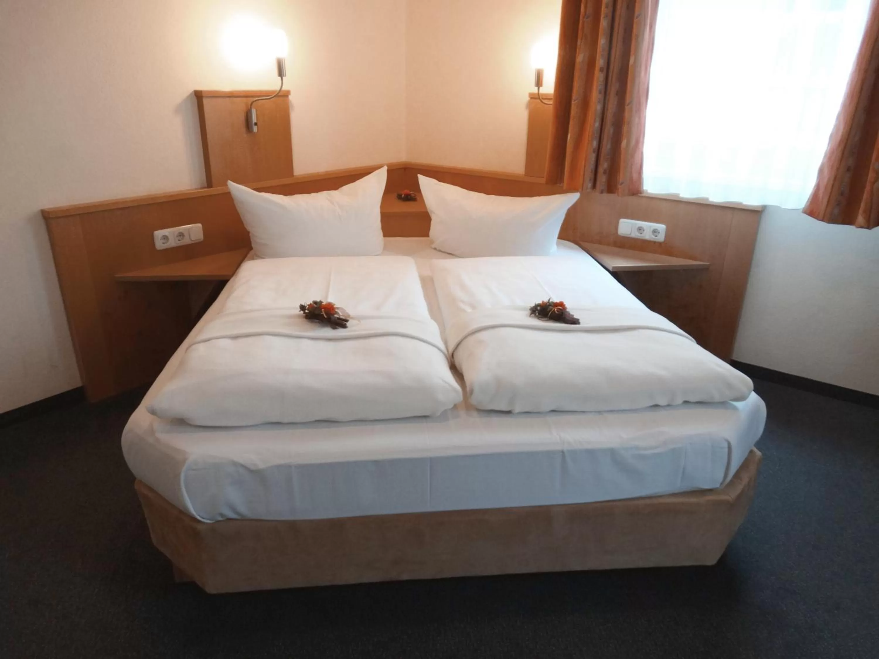 Bedroom, Bed in Hotel Sonne - Haus 2