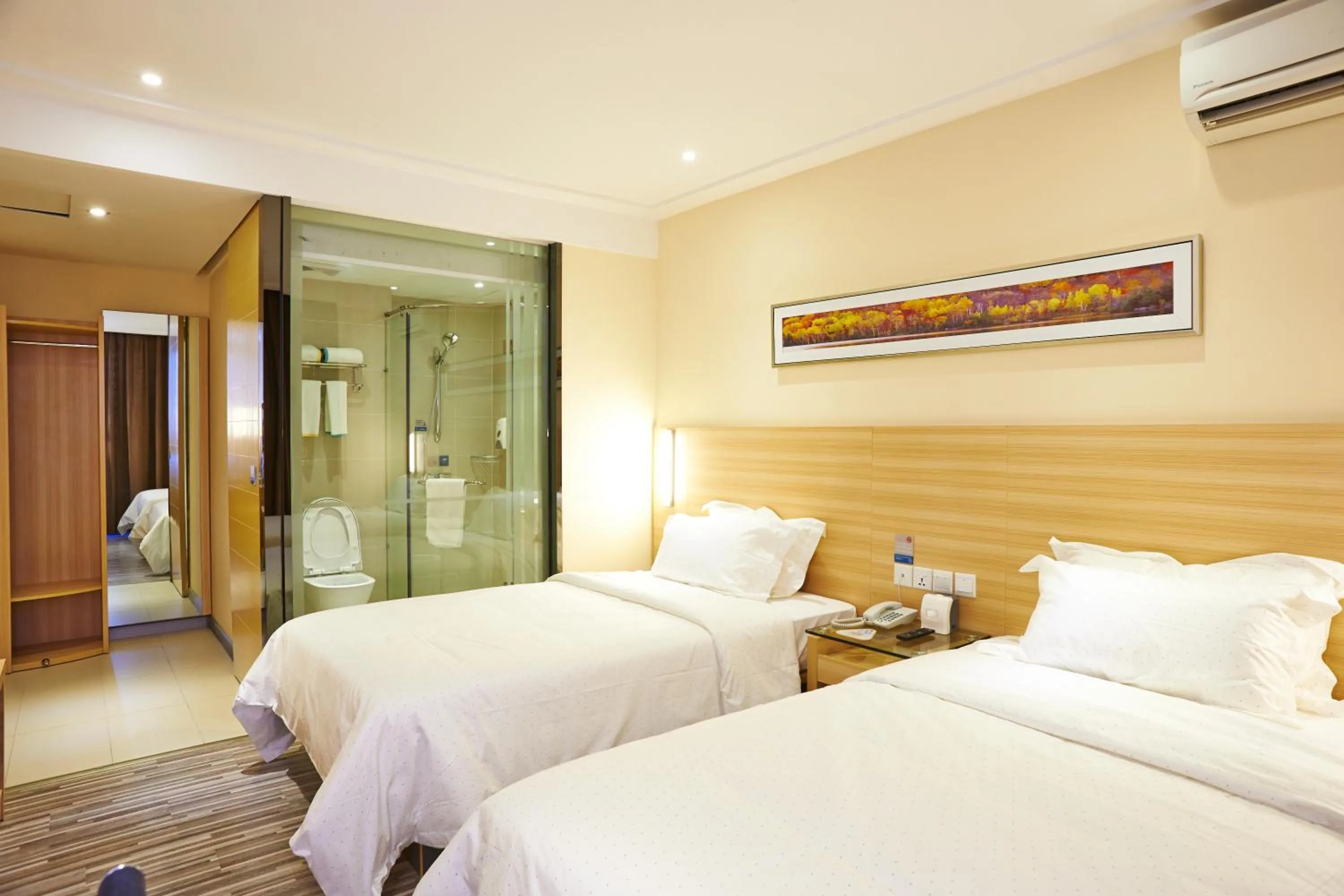 Photo of the whole room in City Comfort Hotel Kuala Lumpur City Center (Bukit Bintang)