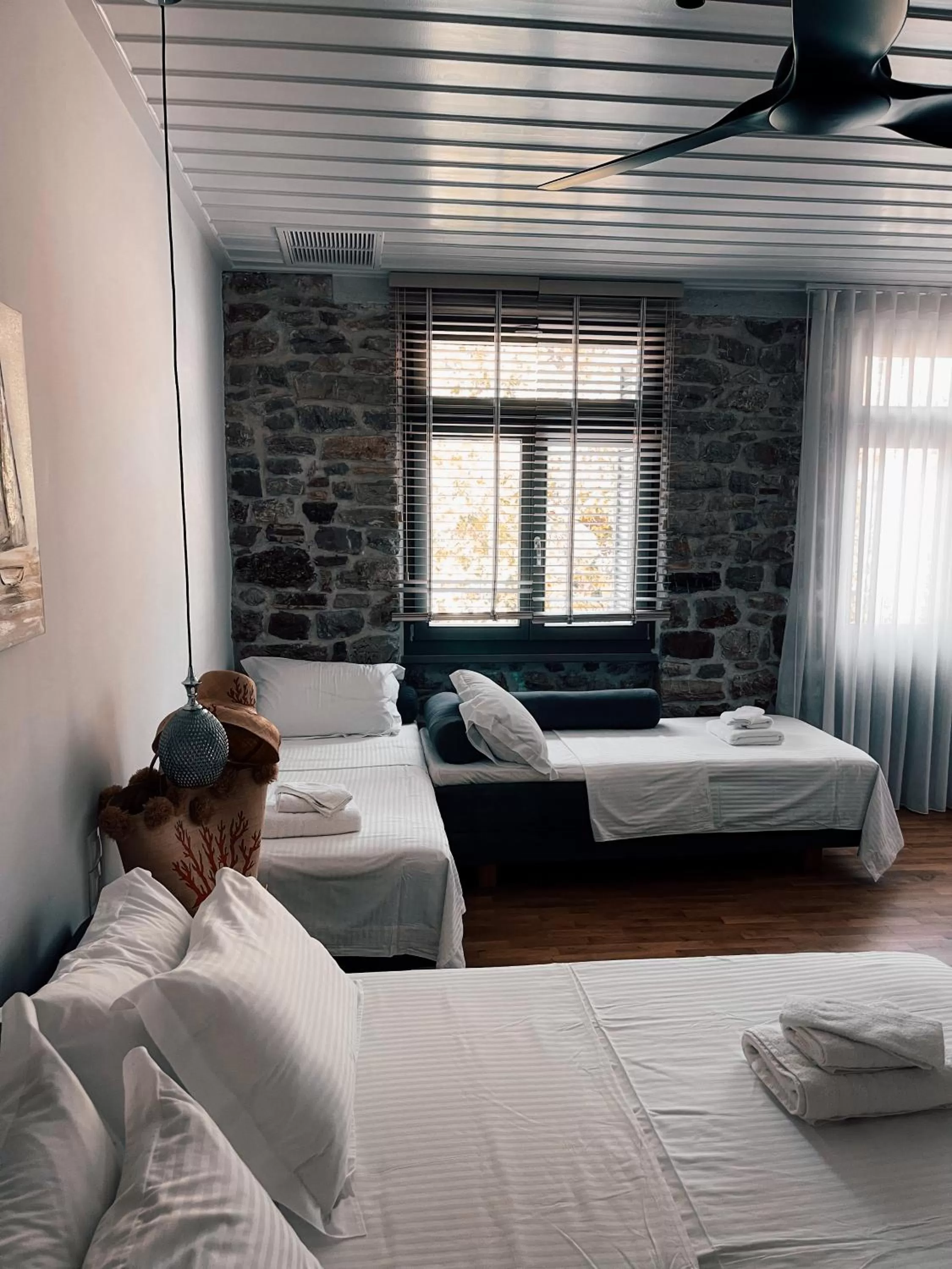 Bed in Porto Enetiko