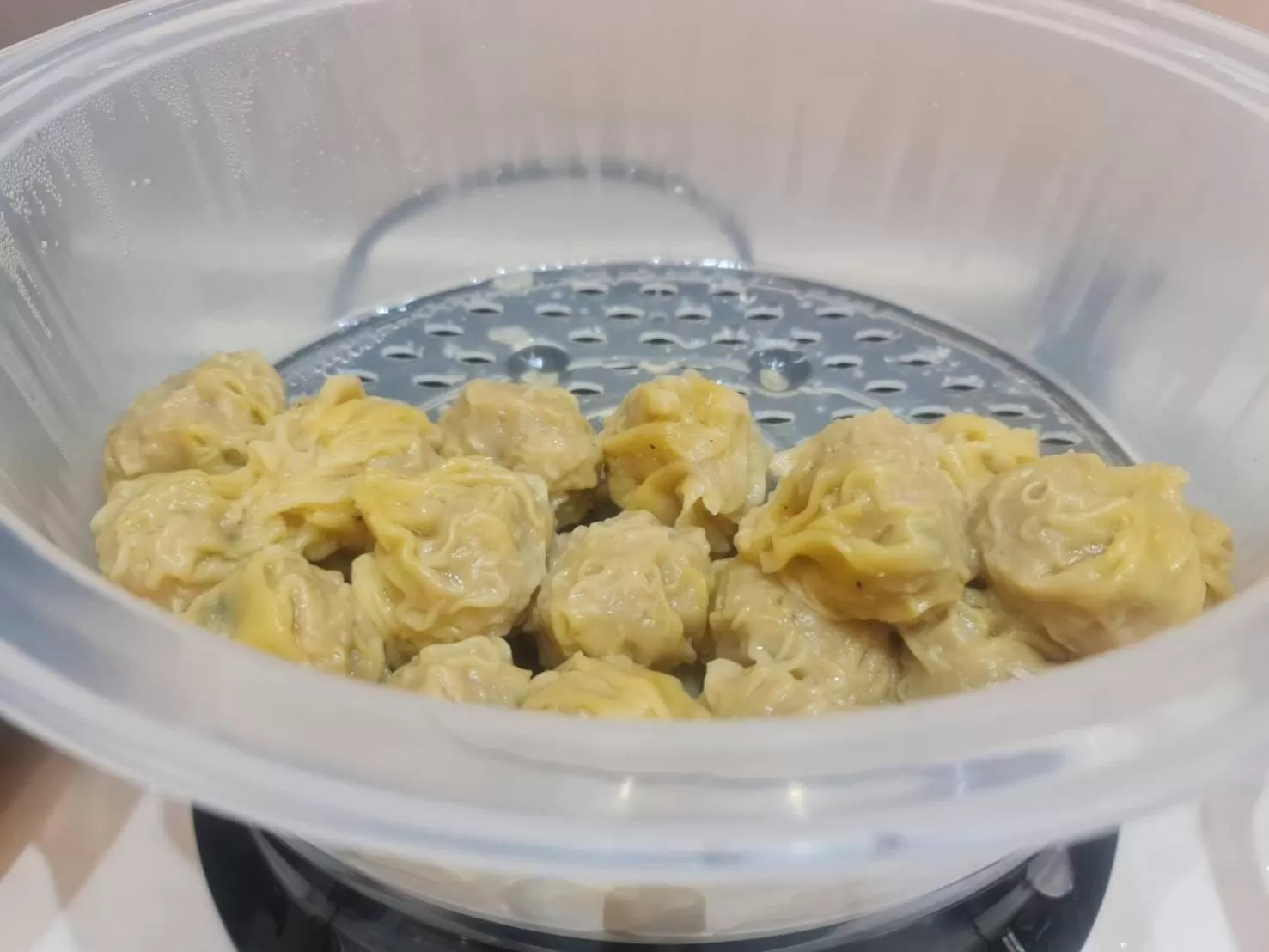 Restaurant/places to eat in NORN Rimklong Bangkok Hotel